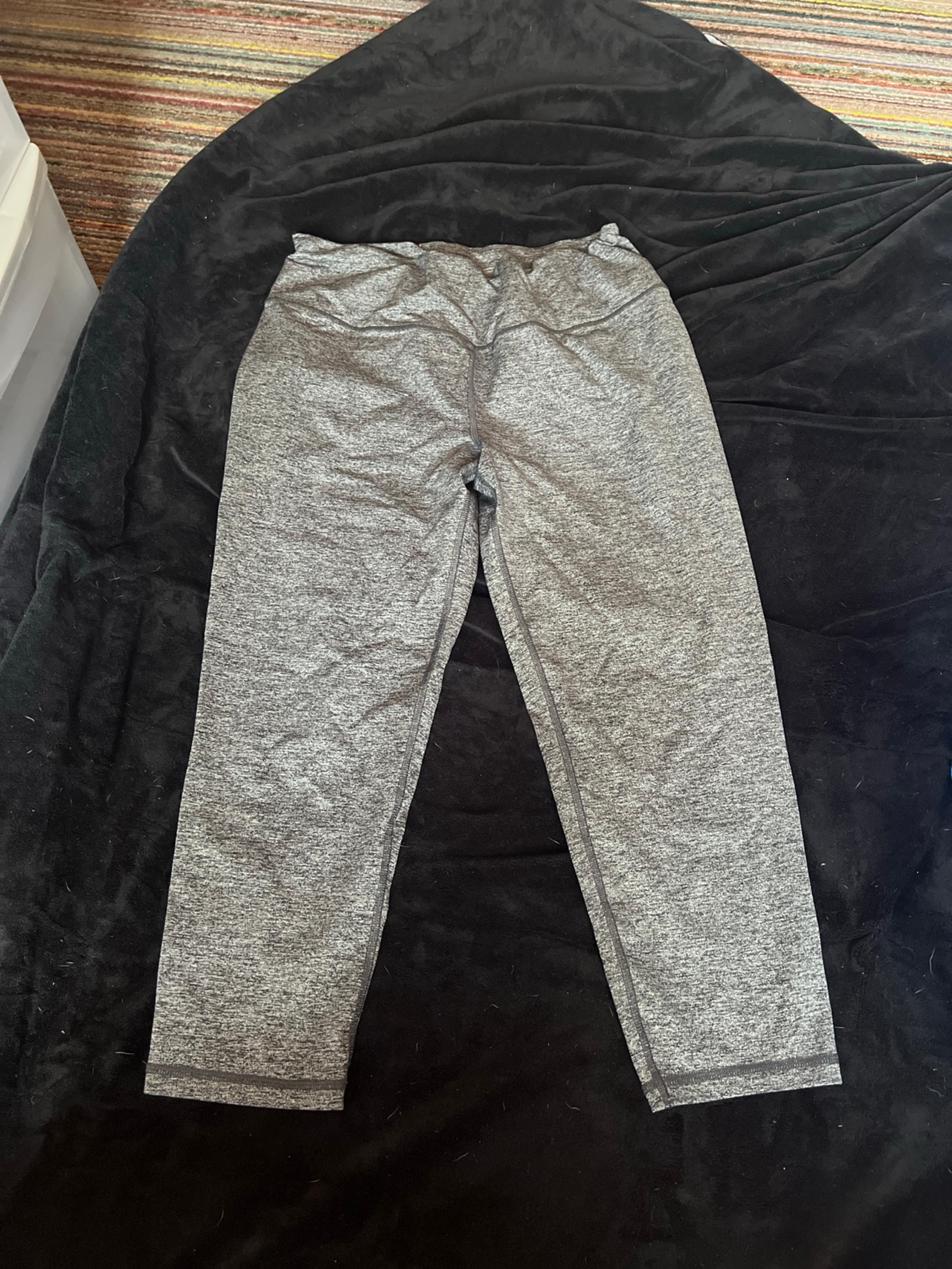 Victoria’s Secret sport leggings