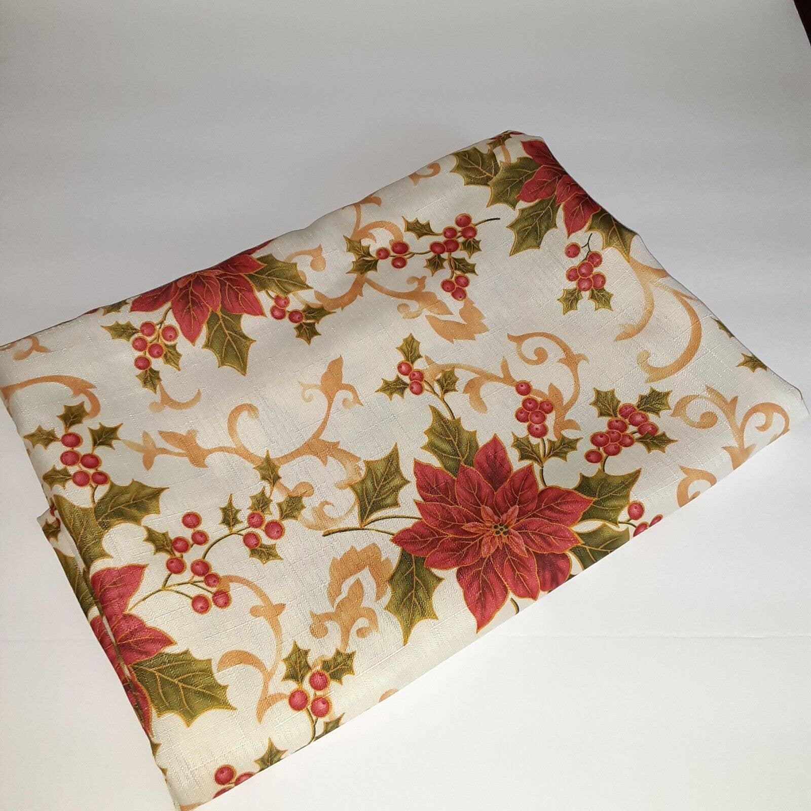 Vintage Poinsettia & Berries Table Cloth 60x83 Rectangular Holidays