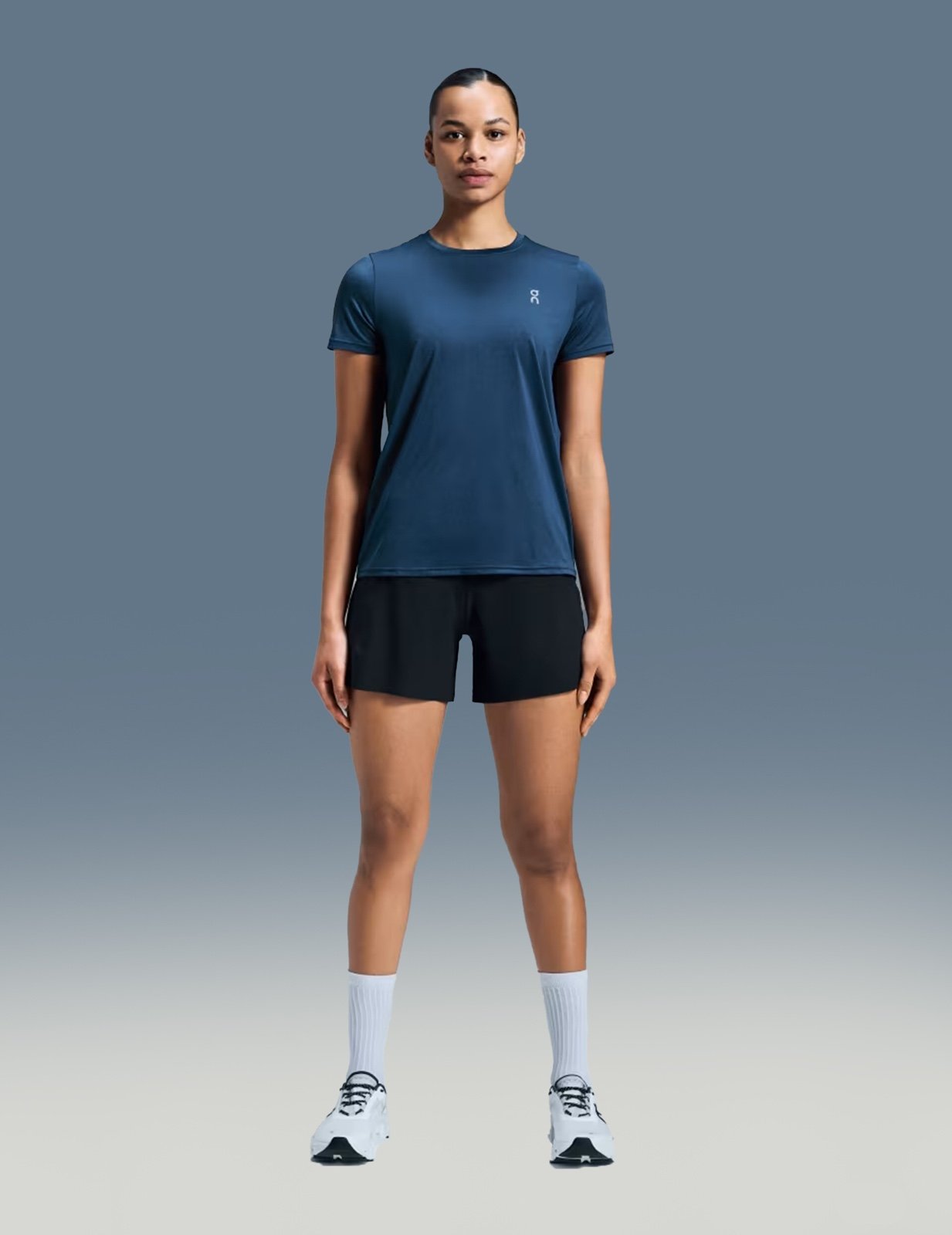 NEW! Core-T Size S Denim basics with this lightweight and versatile tee