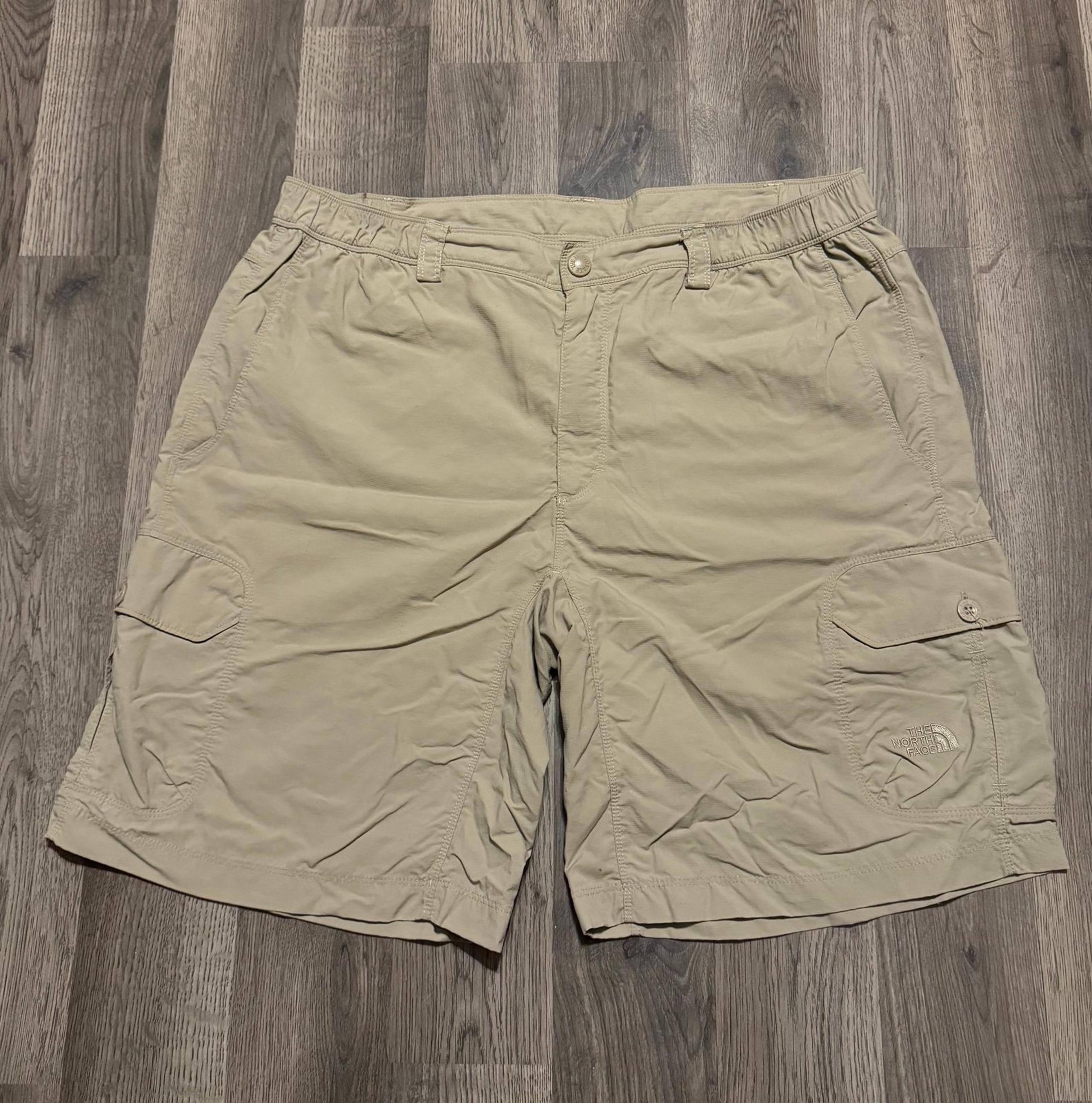The North Face Men’s Khaki Nylon Cargo Hiking Shorts
Size large