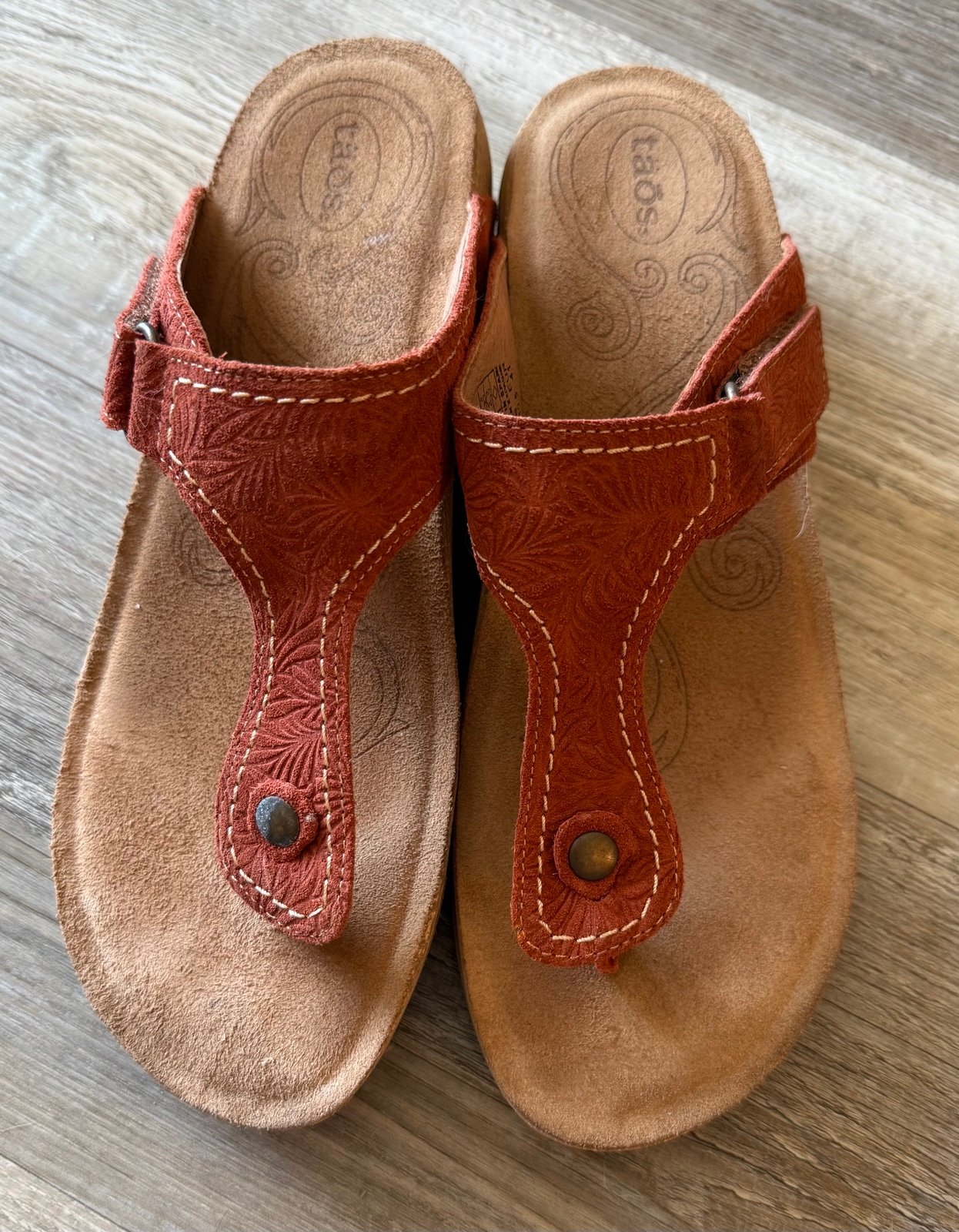 Women’s Taos Sandals Size 41 (10-10.5)