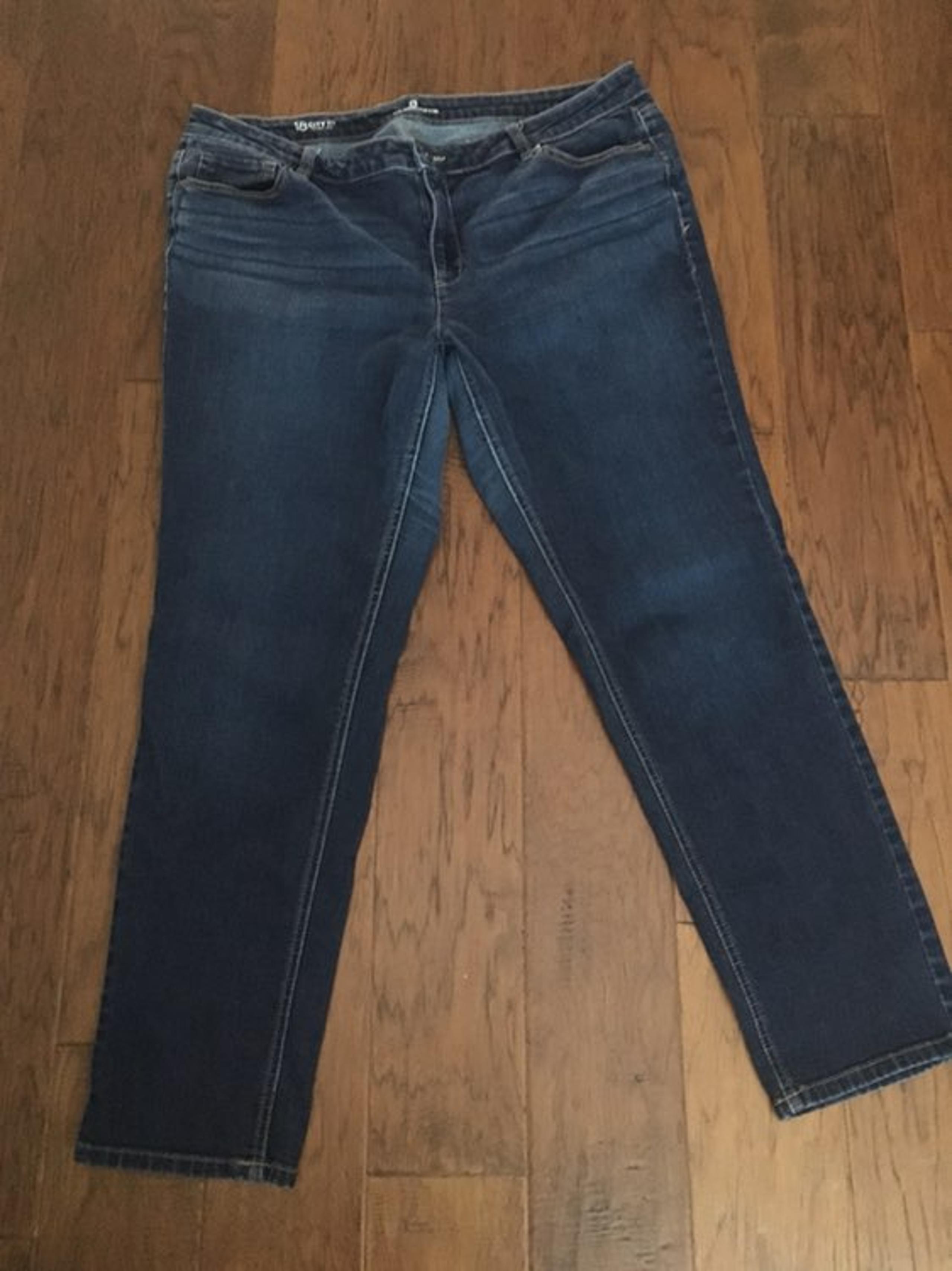 Liz Claiborne City Fit Skinny Jeans 18
