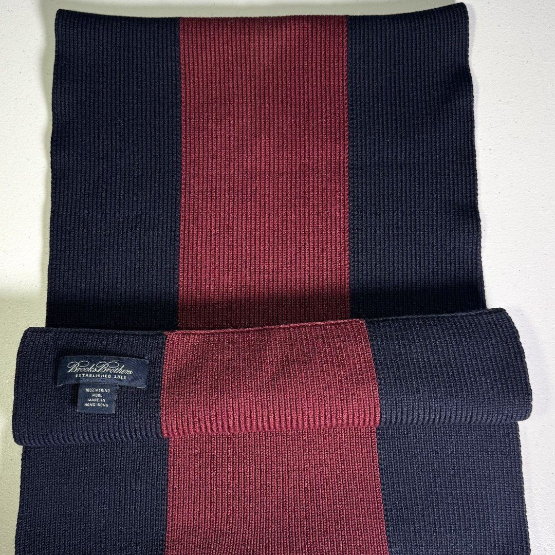 Brooks Brothers, 100% Merino Wool Ribbed Navy & Striped Red Men's Scarf 64 x 12
