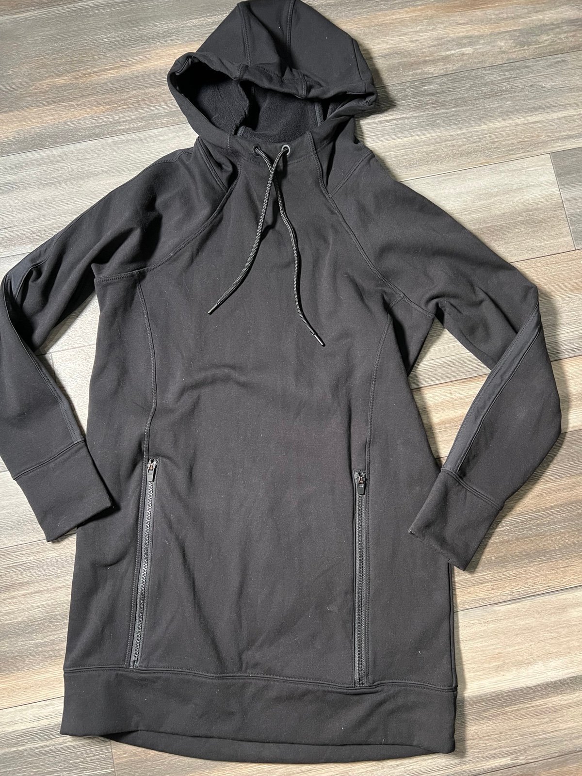 Athleta Women Sweater hoodie with Pockets- Small