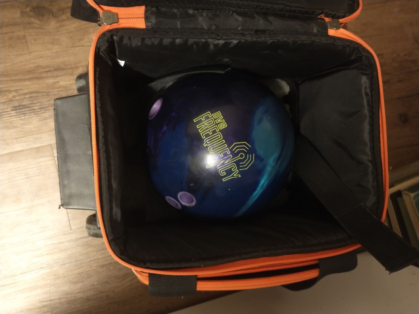 Dv8 high frequency bowling ball shoes and bag