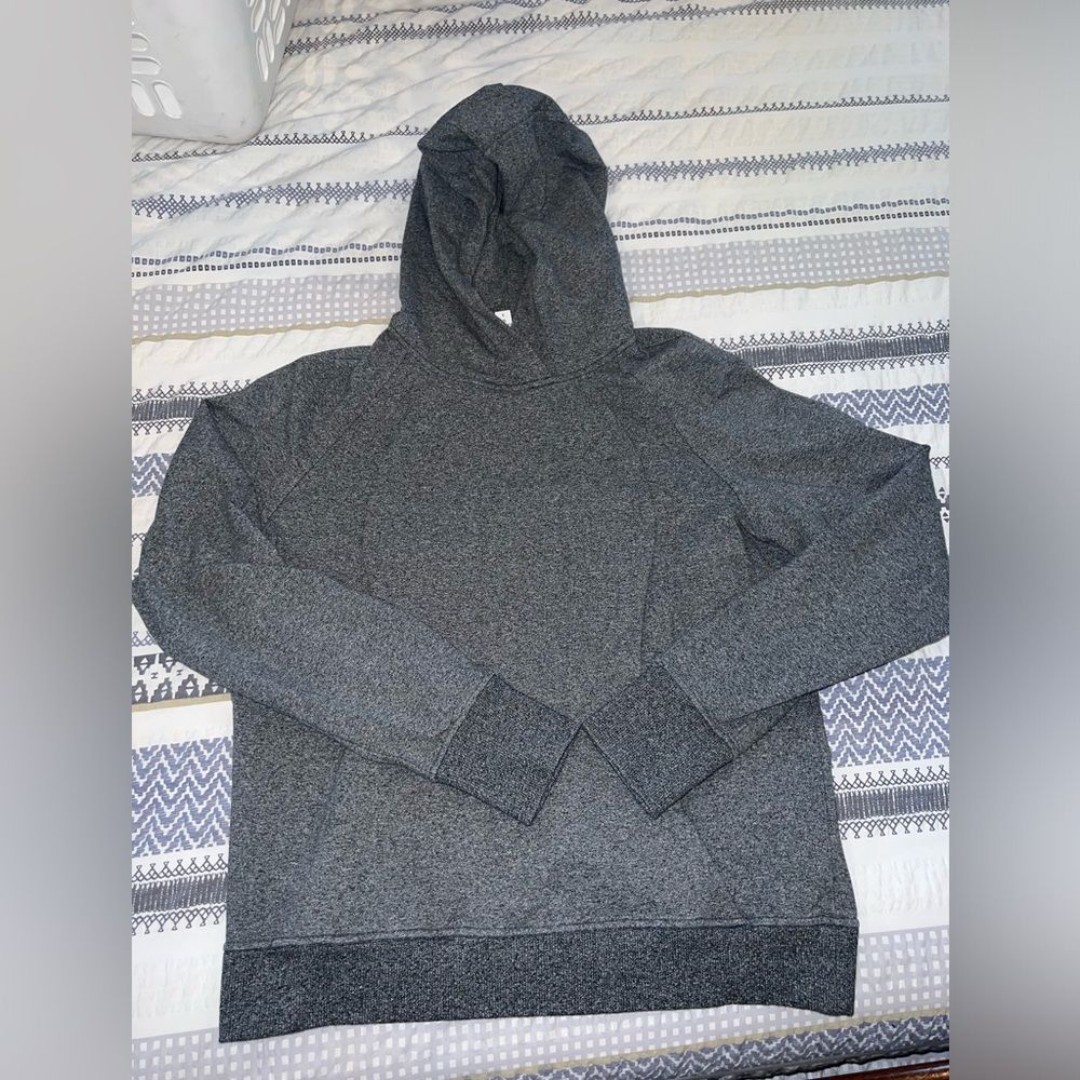 LuLuLemon Scuba Pullover Heathered Speckled Black size 8