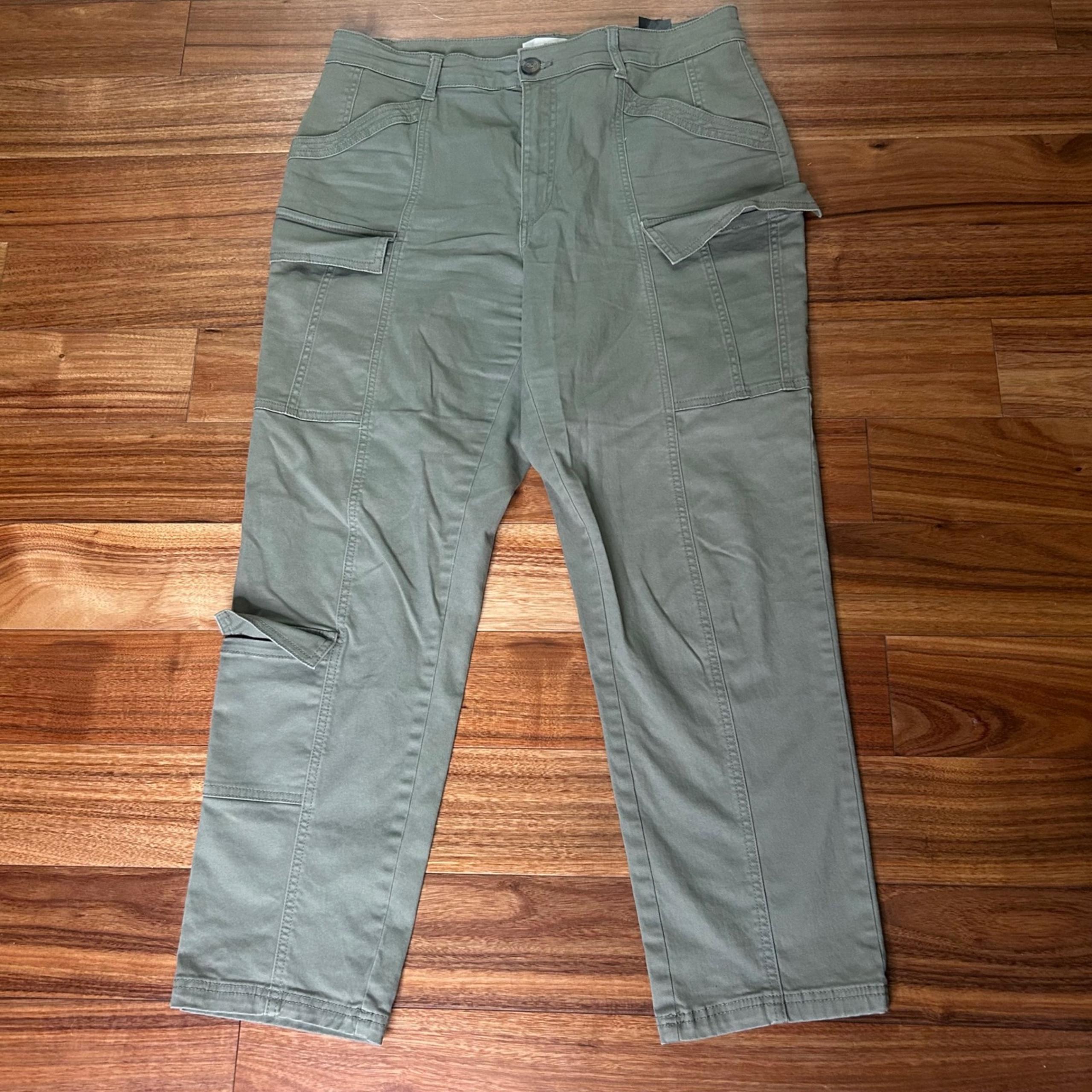 H&M Olive Green Cargo Pants Utility Style Women's Size 12