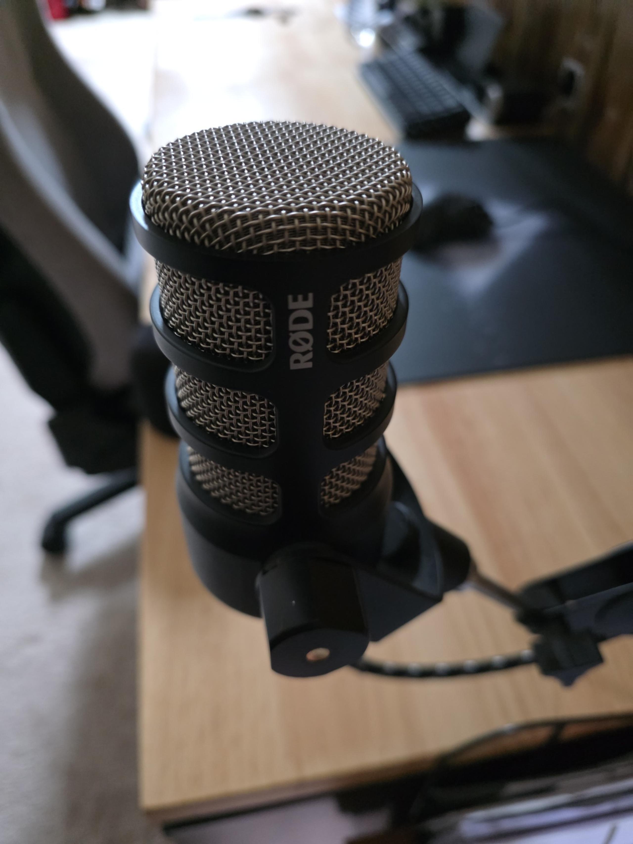 Rode pod Microphone