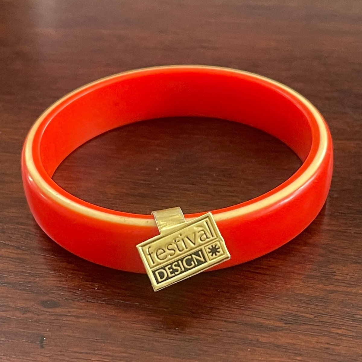 1980s Festival Design red & yellow lucite bangle bracelet
