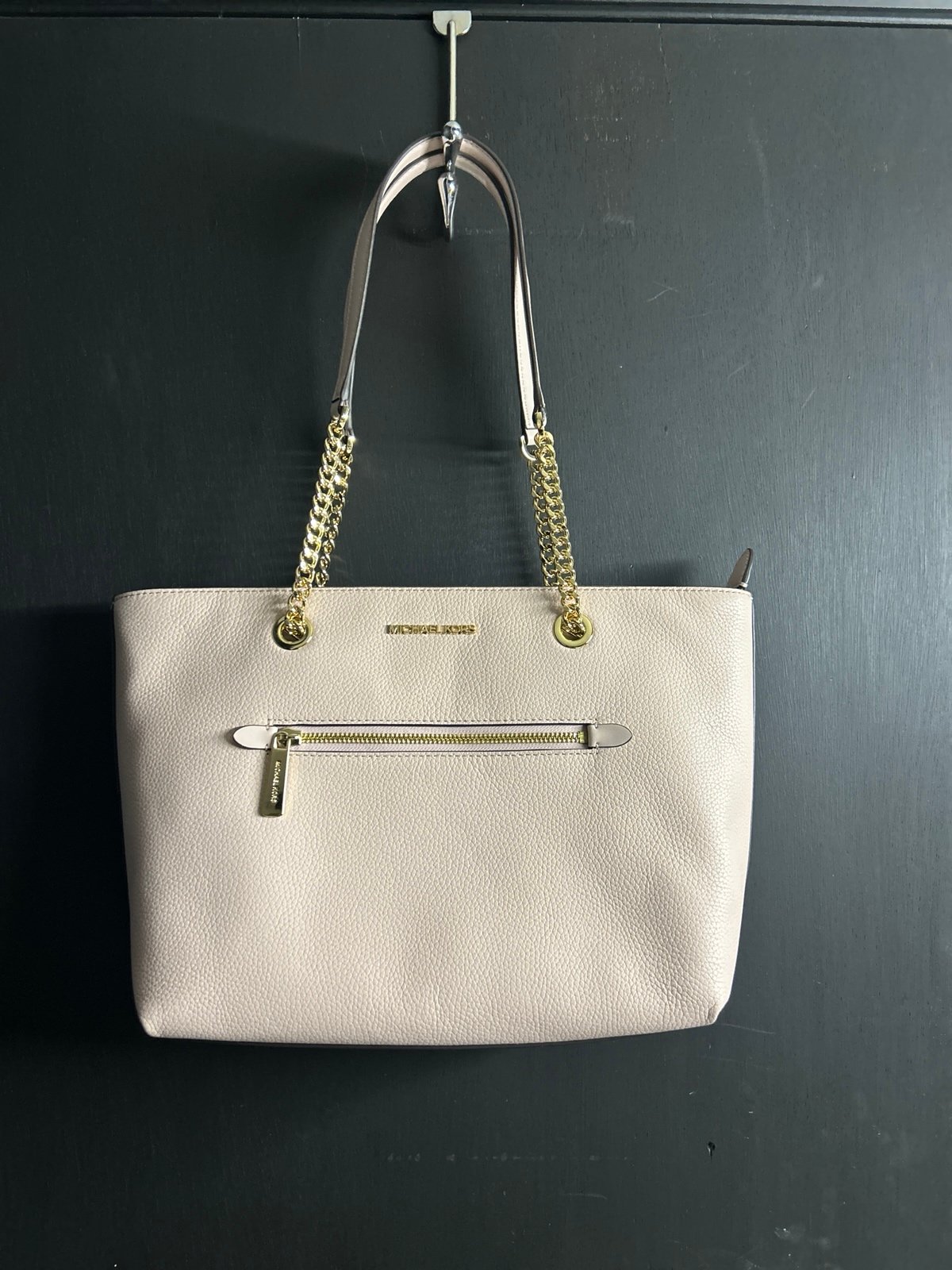 Michael Kors tore pink new