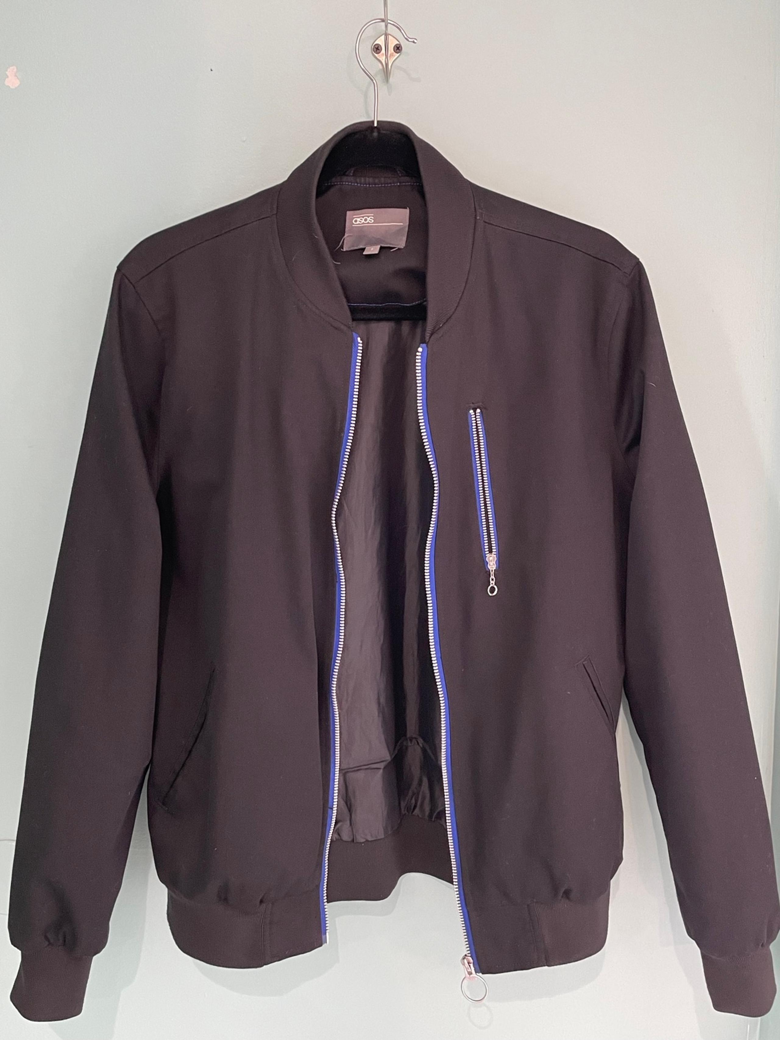 Bomber jacket