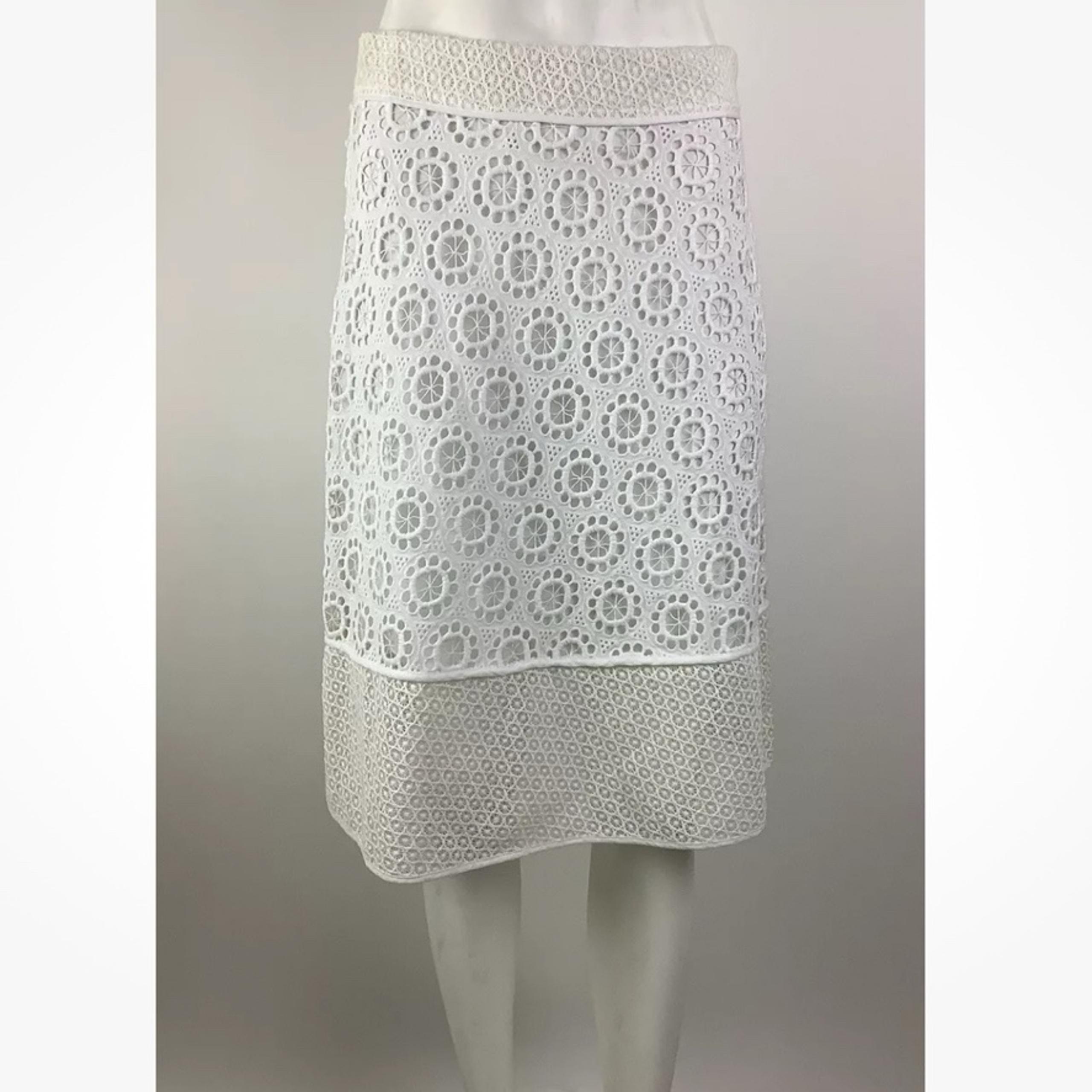 Trina Turk Sz 0 All Over Eyelet A-Line Skirt White 100% Cotton Below Knee