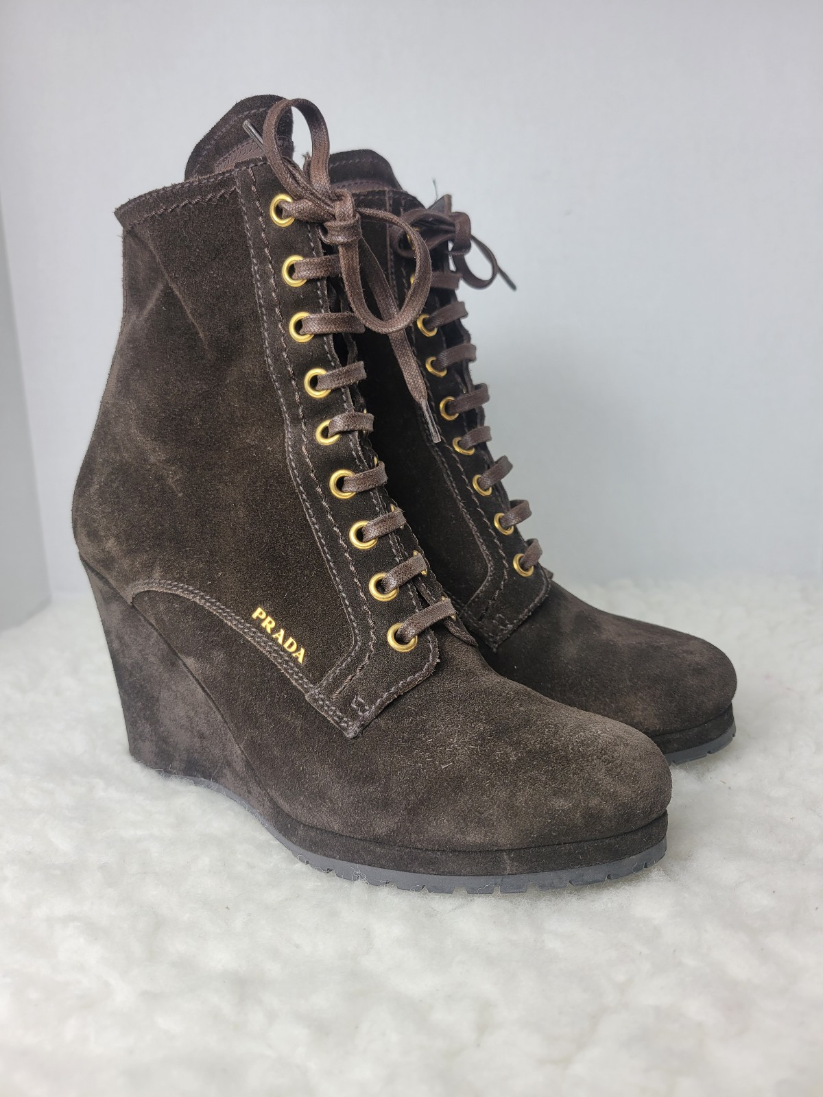 Prada Women's Wedge Boots Size 7 Brown Suede Lace Up Ankle Bootie Shoes #N4782