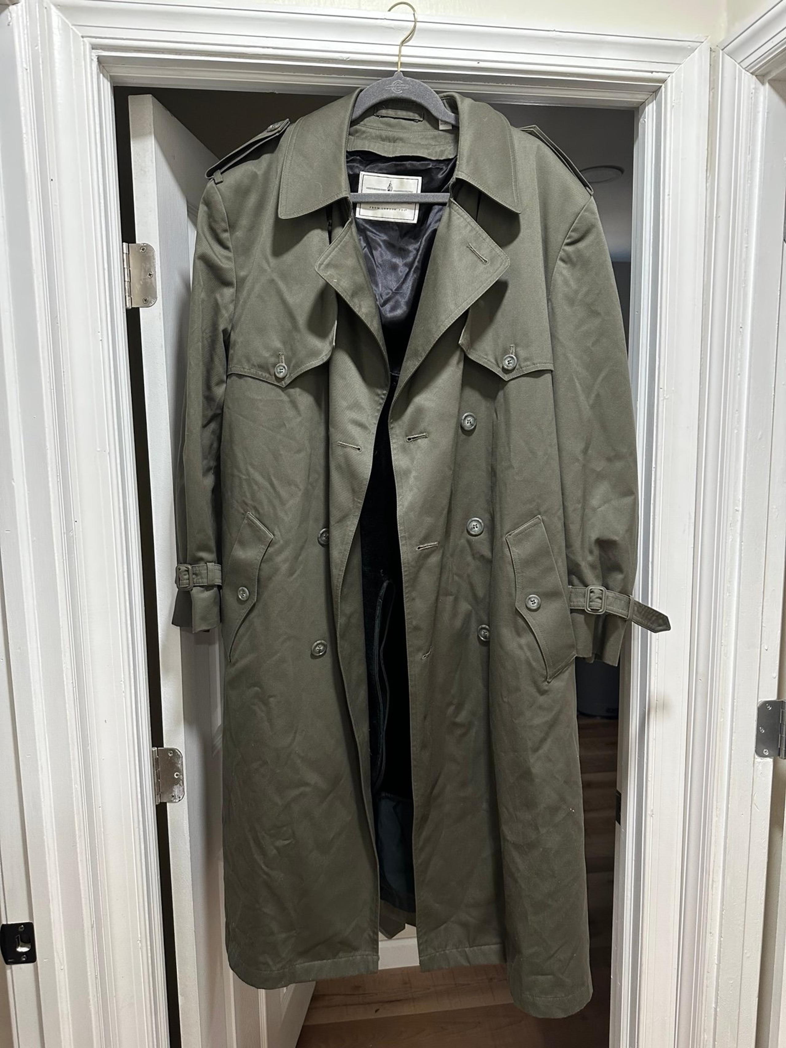 London Fog Fleece Lined Trench Coat size 44Regular