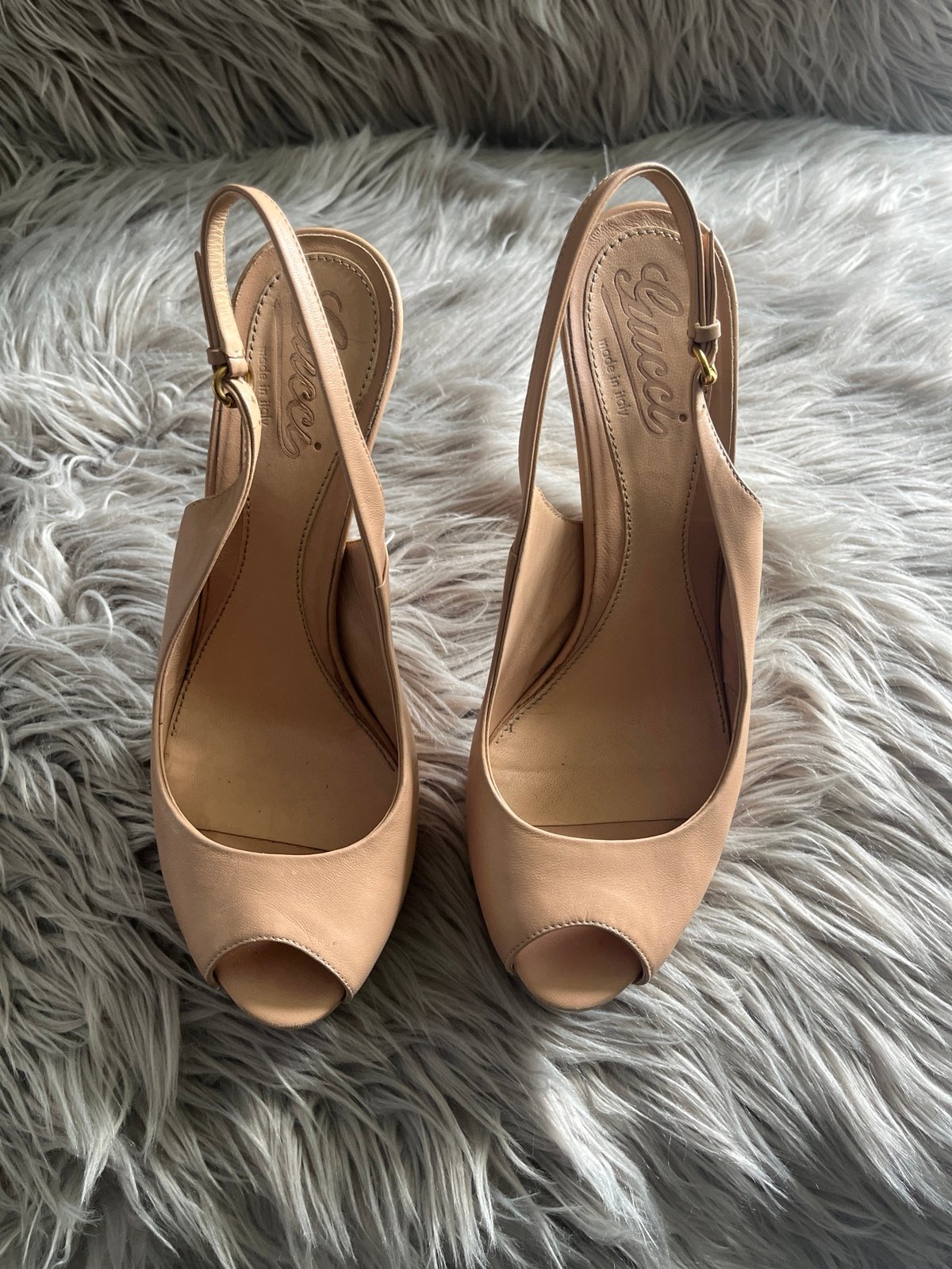 Heels with nice day out to brunch with friends .