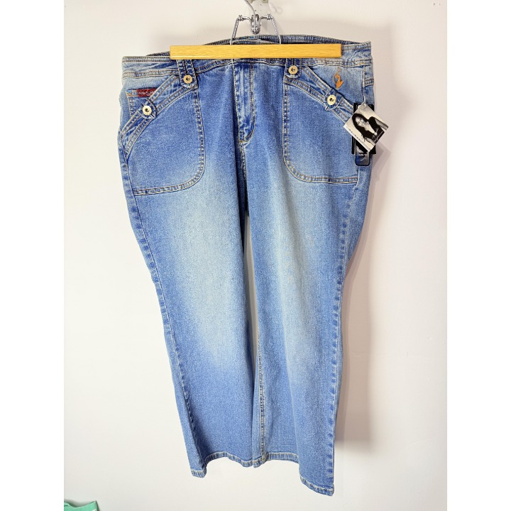 NWT Baby Phat Womens Blue Inked Cat Buttoned Front Pockets Cropped Jeans 18