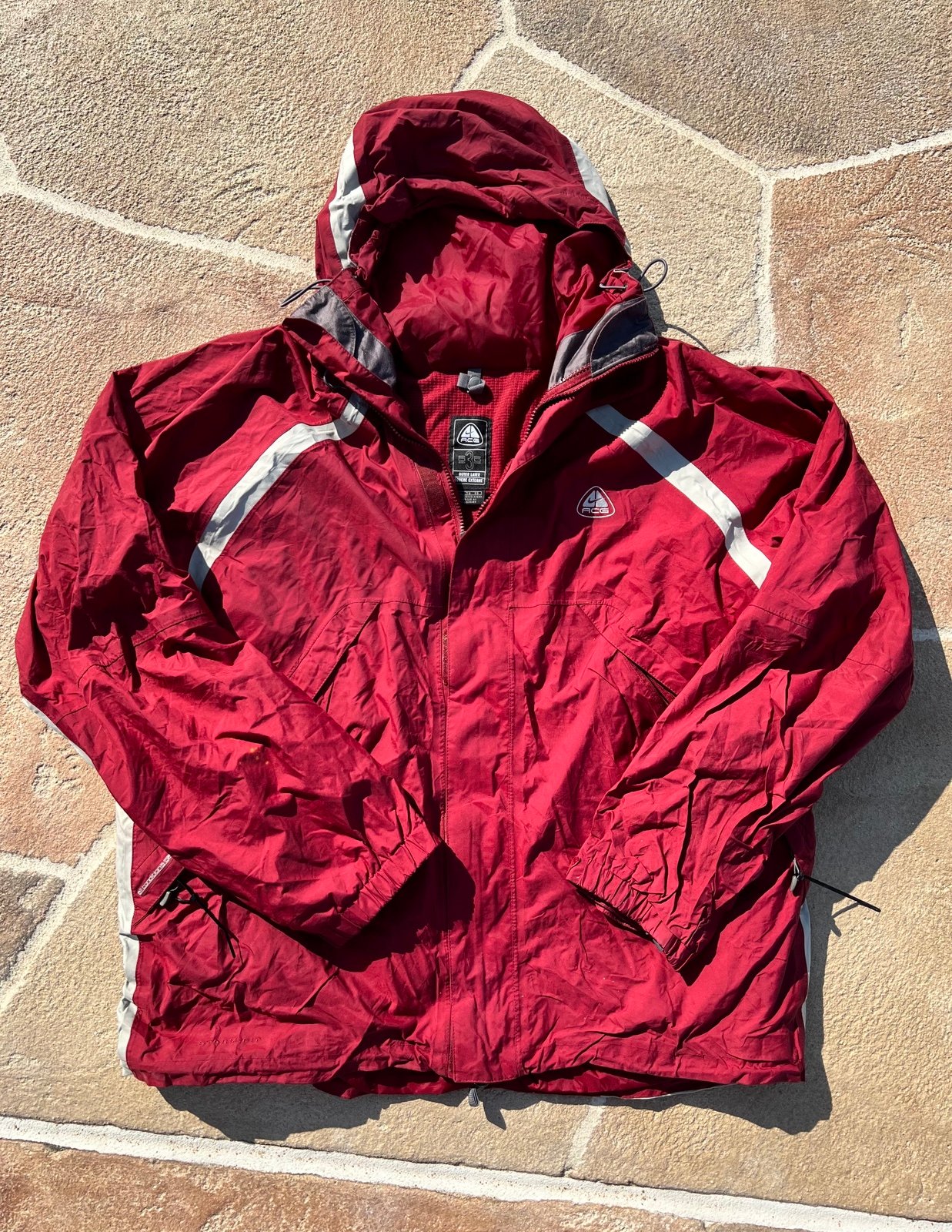 vntg y2k gorpcore nike acg utility jacket