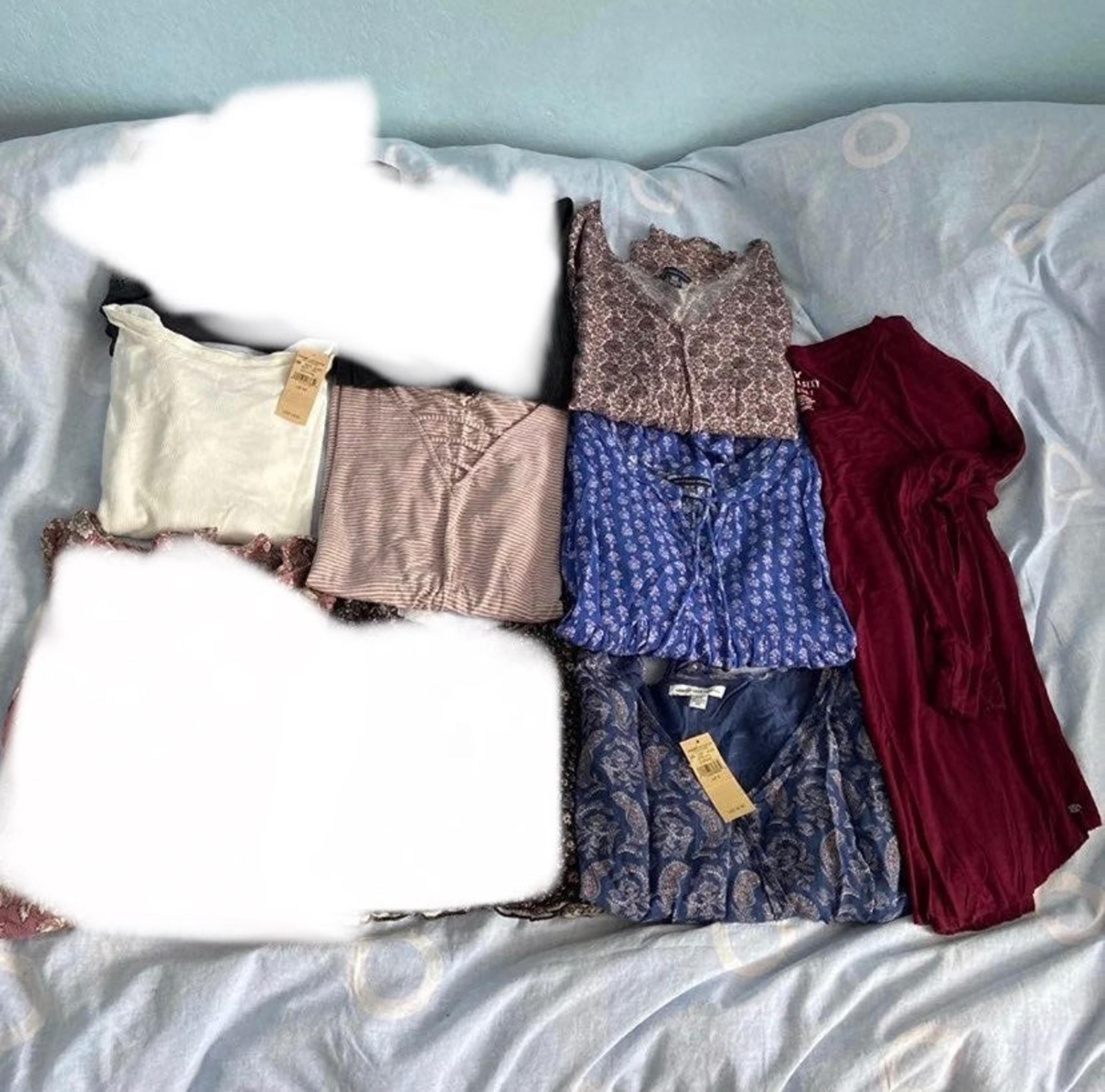 American Eagle Top & Blouse Bundle 6