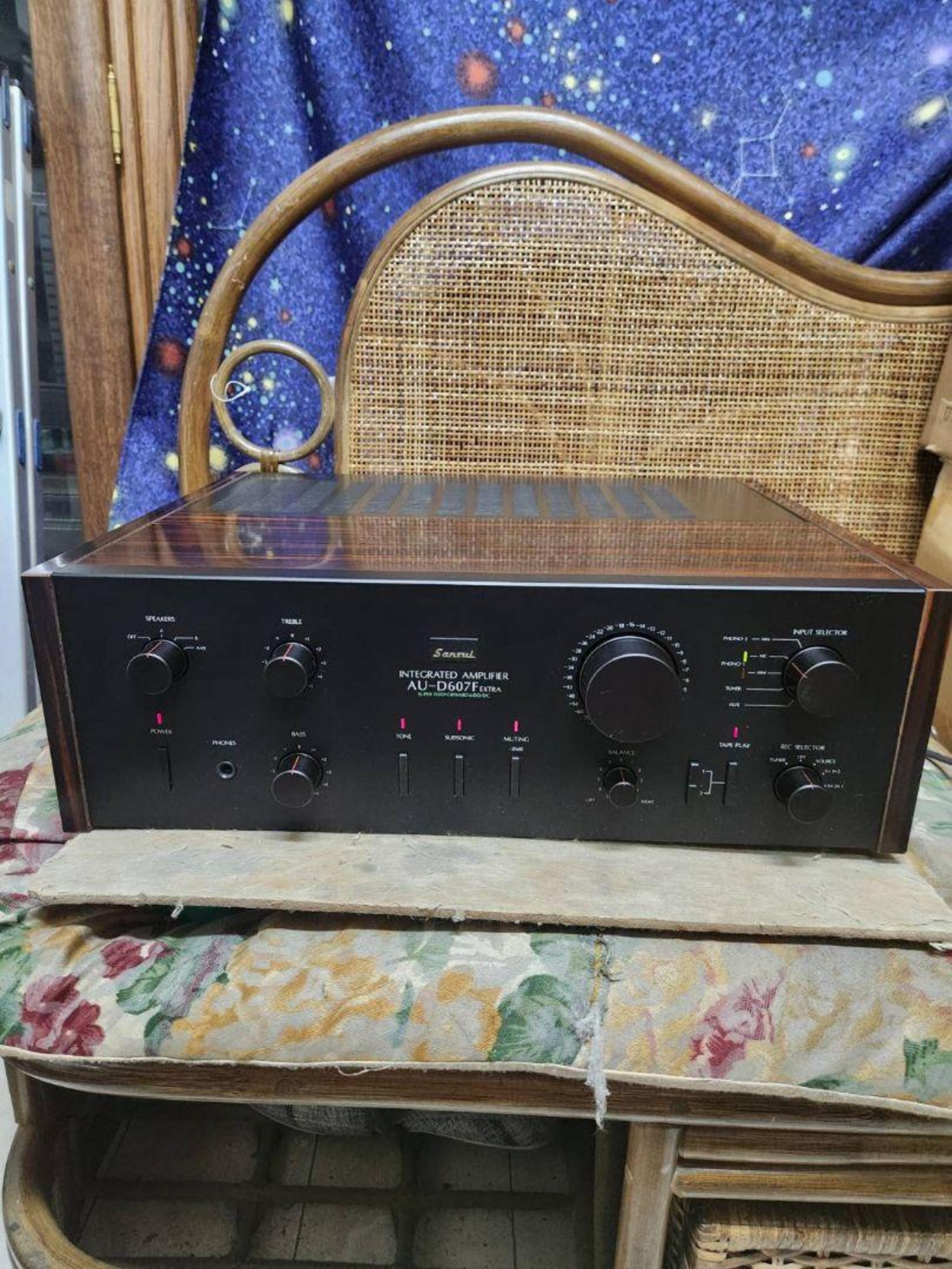 Fully restored and serviced! Excellent condition! Sansui integrated amplifier AU-D607F EXTRA