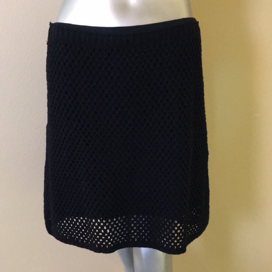 TORI RICHARD | Crochet Overlay Cotton A-Line Skirt medium