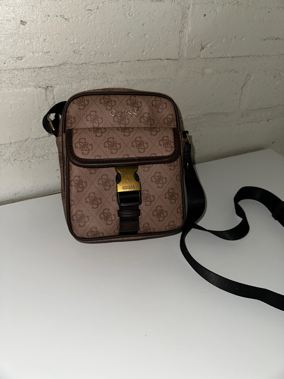 Men’s satchel bag