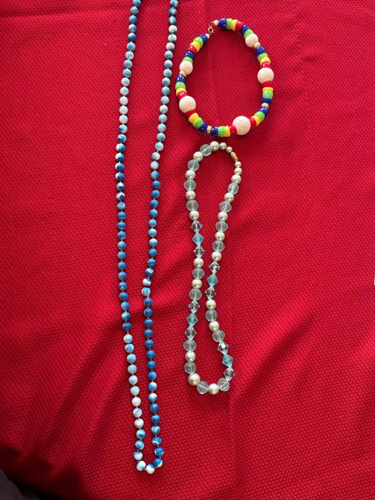 Costume Jewelry Lot- 18 Pieces- Necklace And Bracelets