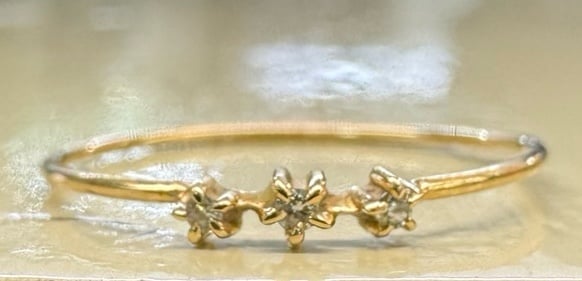 Catbird 14K yellow gold diamond snippet ring size 8 1/4