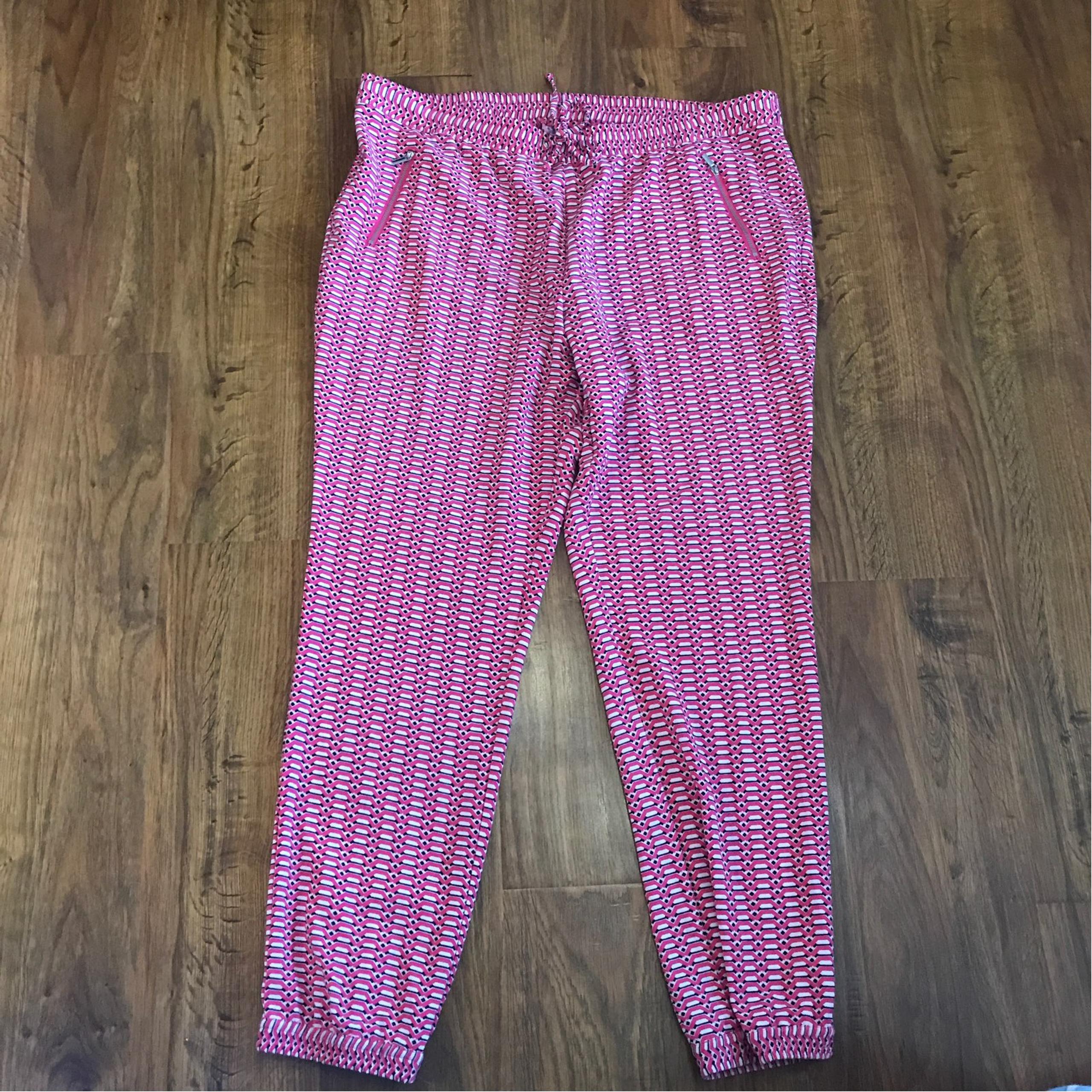 New York and Company Pants