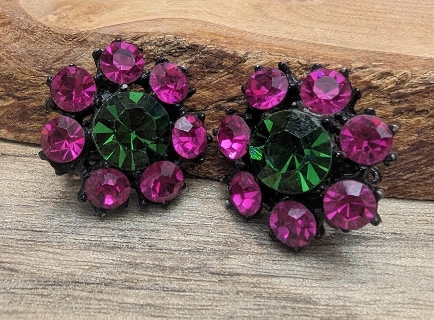 Vintage Rhinestone Brooch And Clip On Earrings