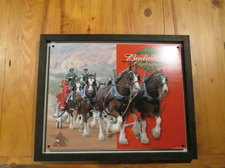 Bud Horses Decor Wall Hanging