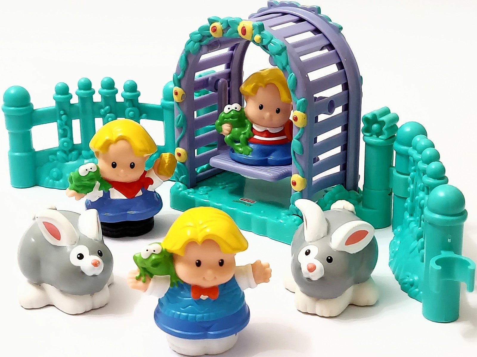 Fisher Price Little People HAPPY EASTER SPRINGTIME CELEBRATION MAIN STREET