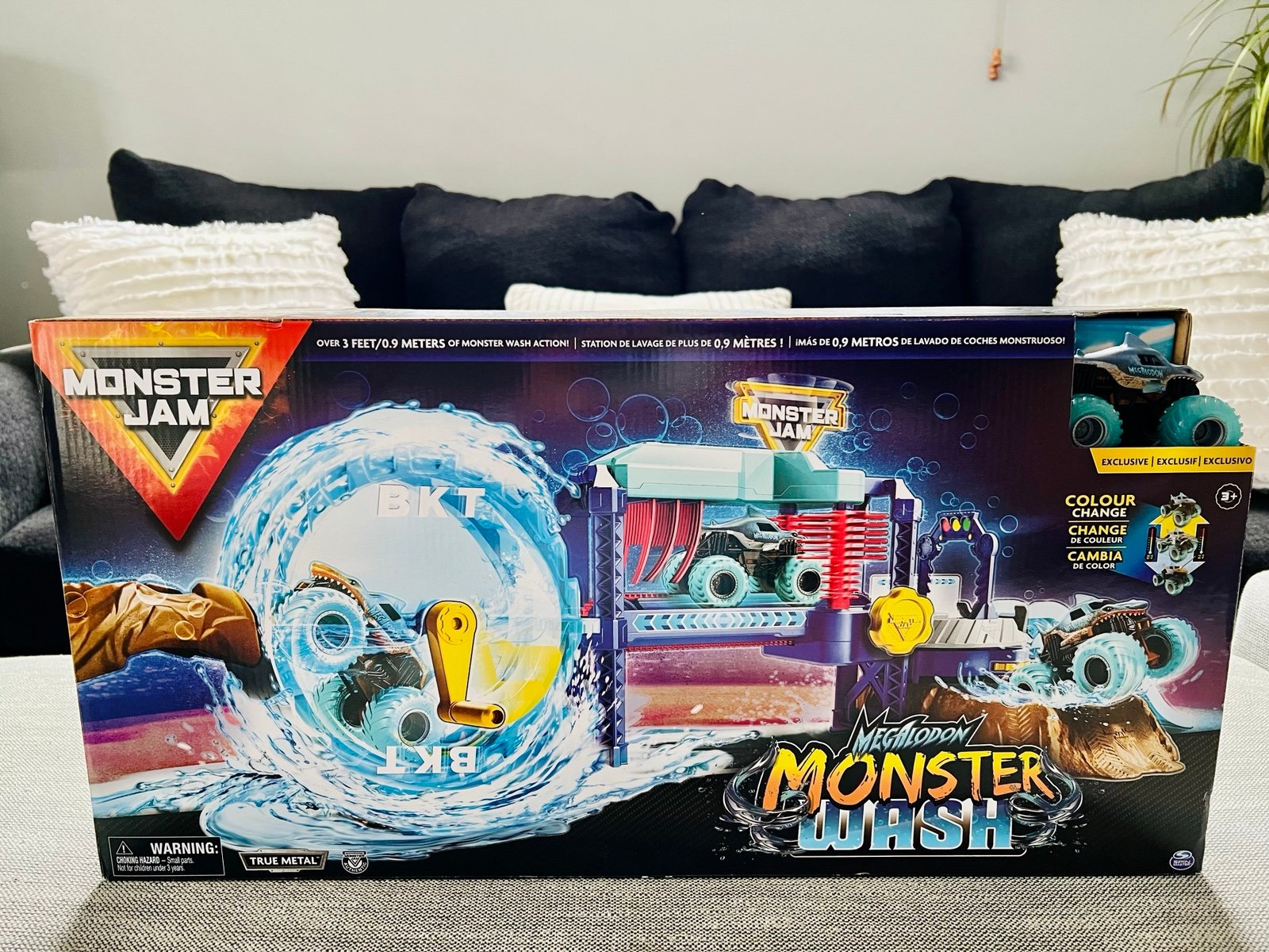 Monster Jam Megalodon Monster Wash