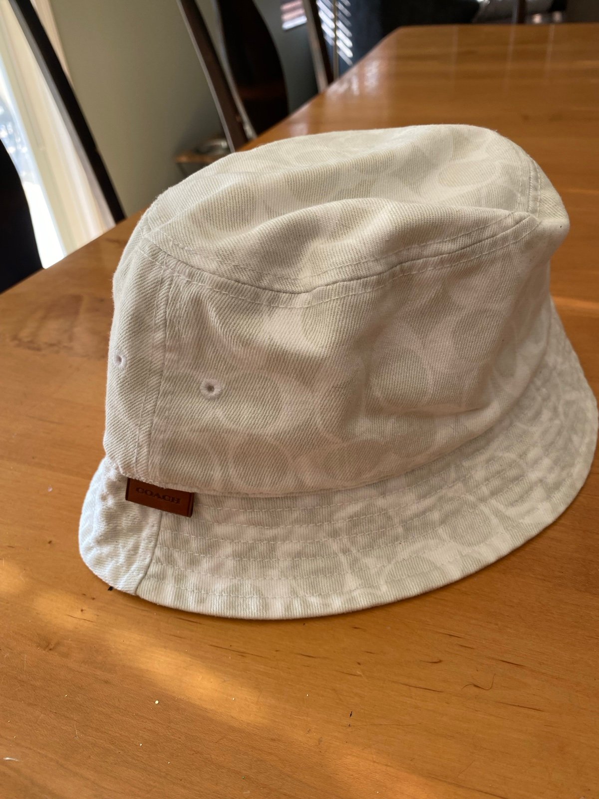 Coach signature denim bucket hat white