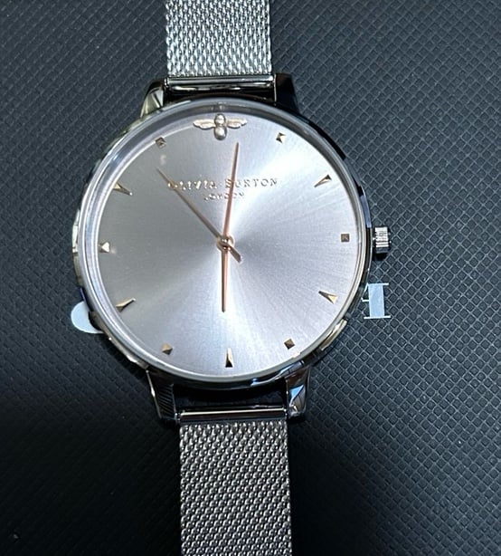 OLIVIA BURTON WATCH WITH 34mm SILVER GREY TONE FACE WITH SILVER BRACELET