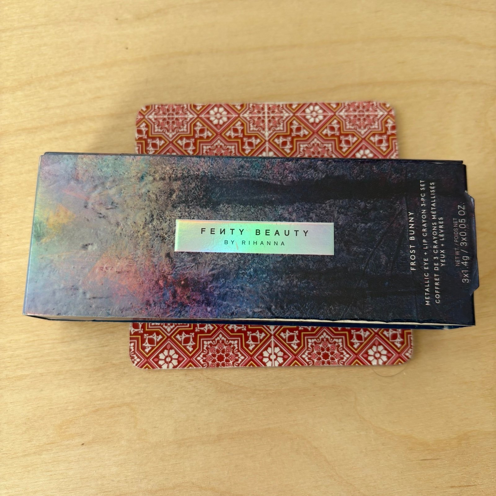 NWT Fenty beauty frost bunny metallic eye and lip crayon 3 piece set