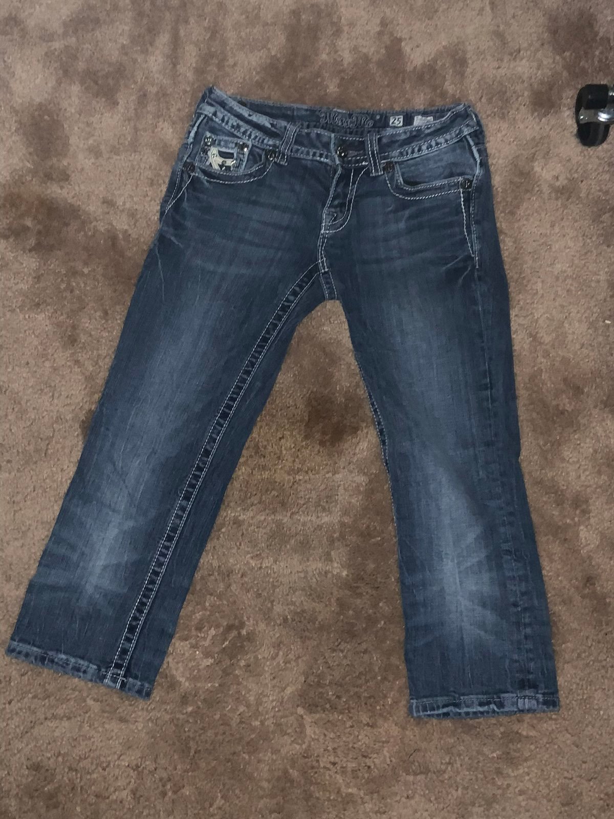 Capri Miss Me jeans Jy6063P7 size 25 inseam 22