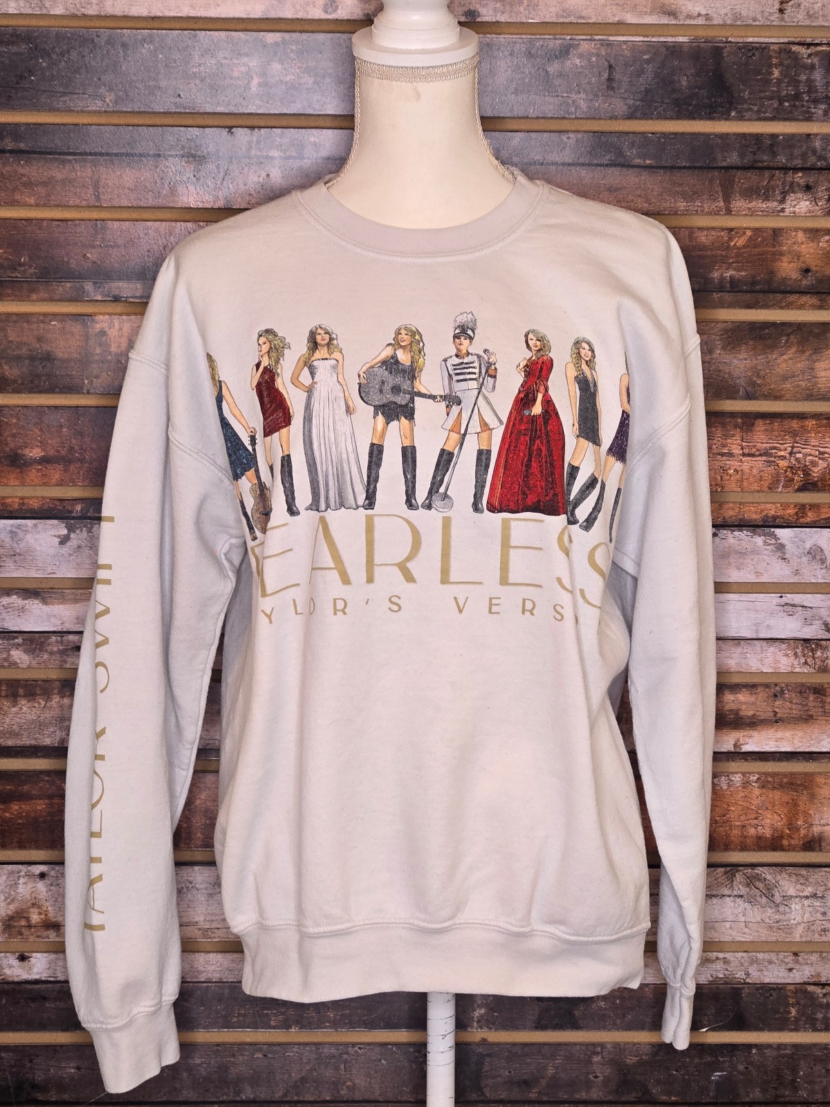 Taylor Swift Fearless Eras Crewneck Sweatshirt Taylor’s Version Size Medium