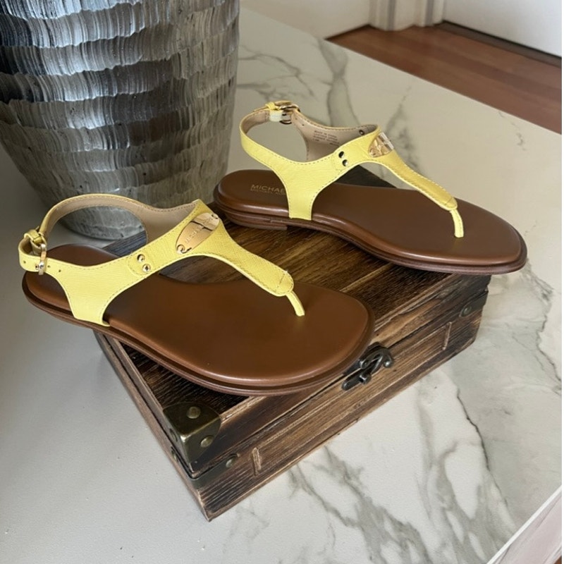 MICHAEL Michael Kors MK Plate Leather Thong Sandals