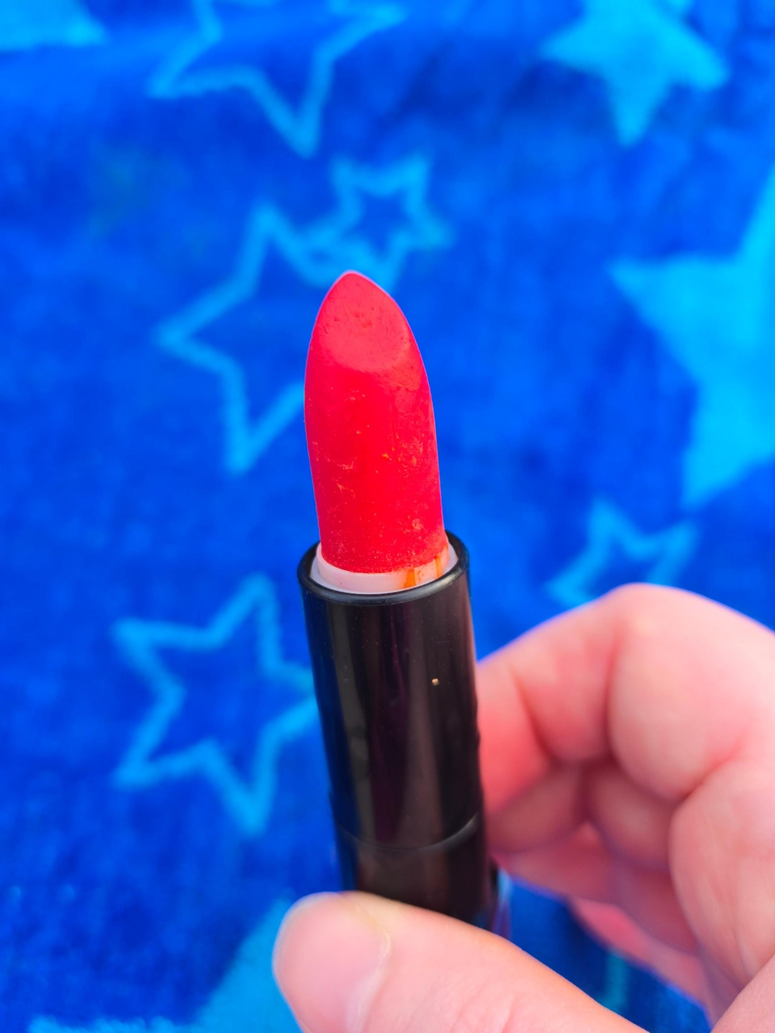 Katy Perry matte lipstick
