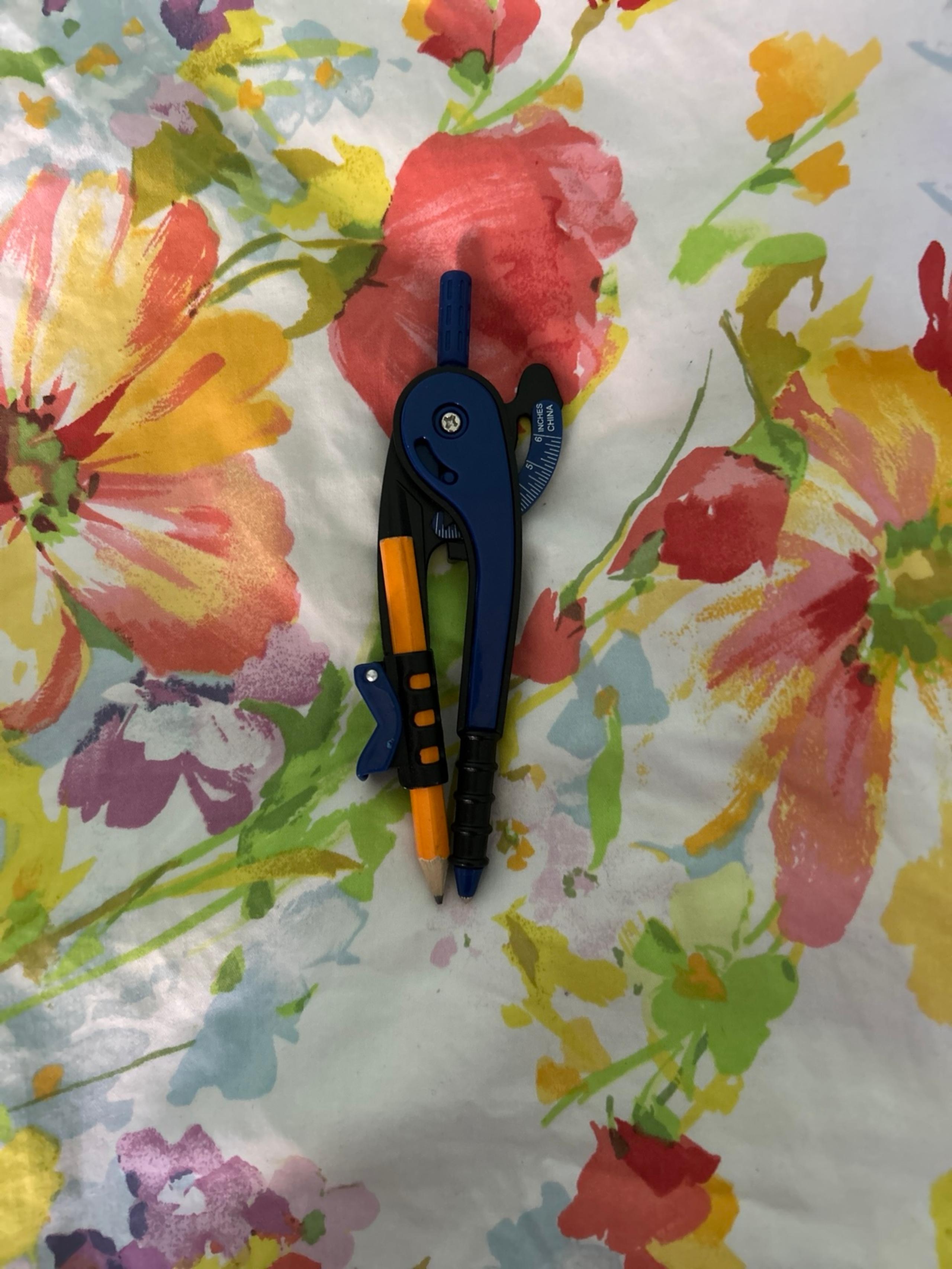 Protractor w Pencil