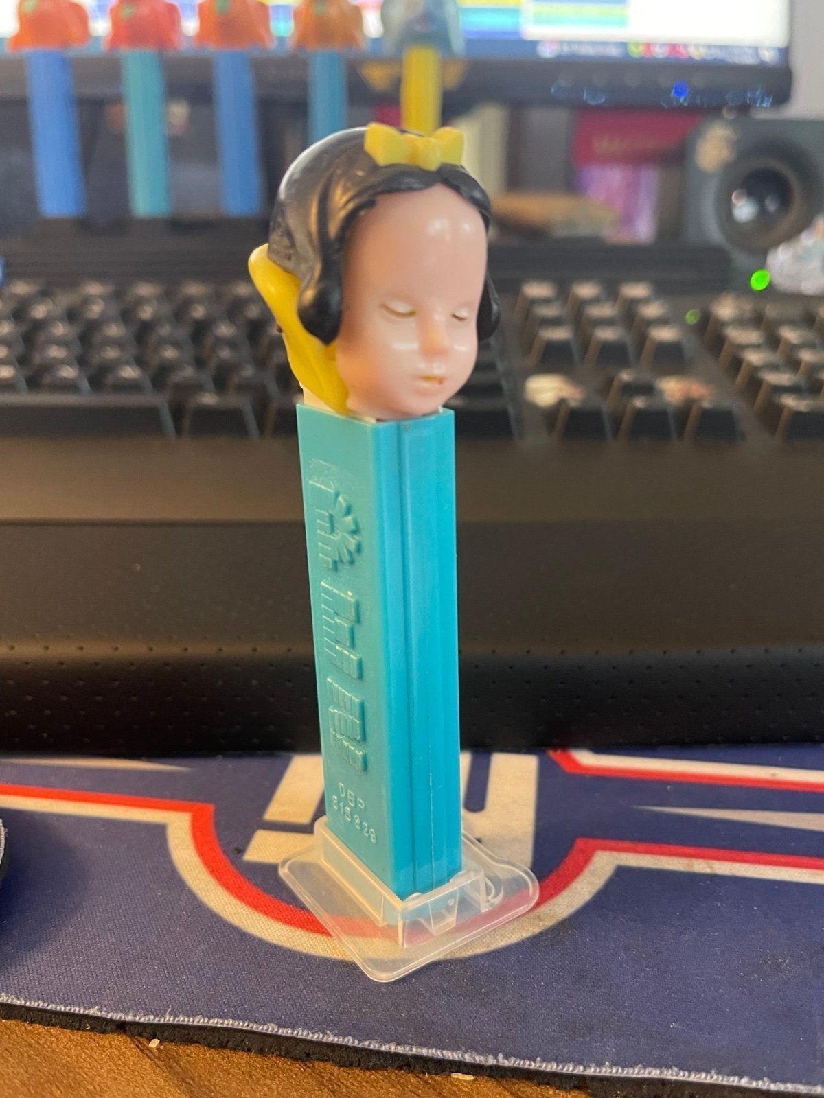 Very RARE DBP STEM Vintage No Feet Snow White Pez Dispenser MI GERMANY DBP old s