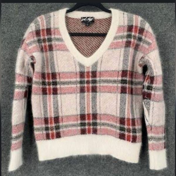 Lord and Taylor plaid Sweater
