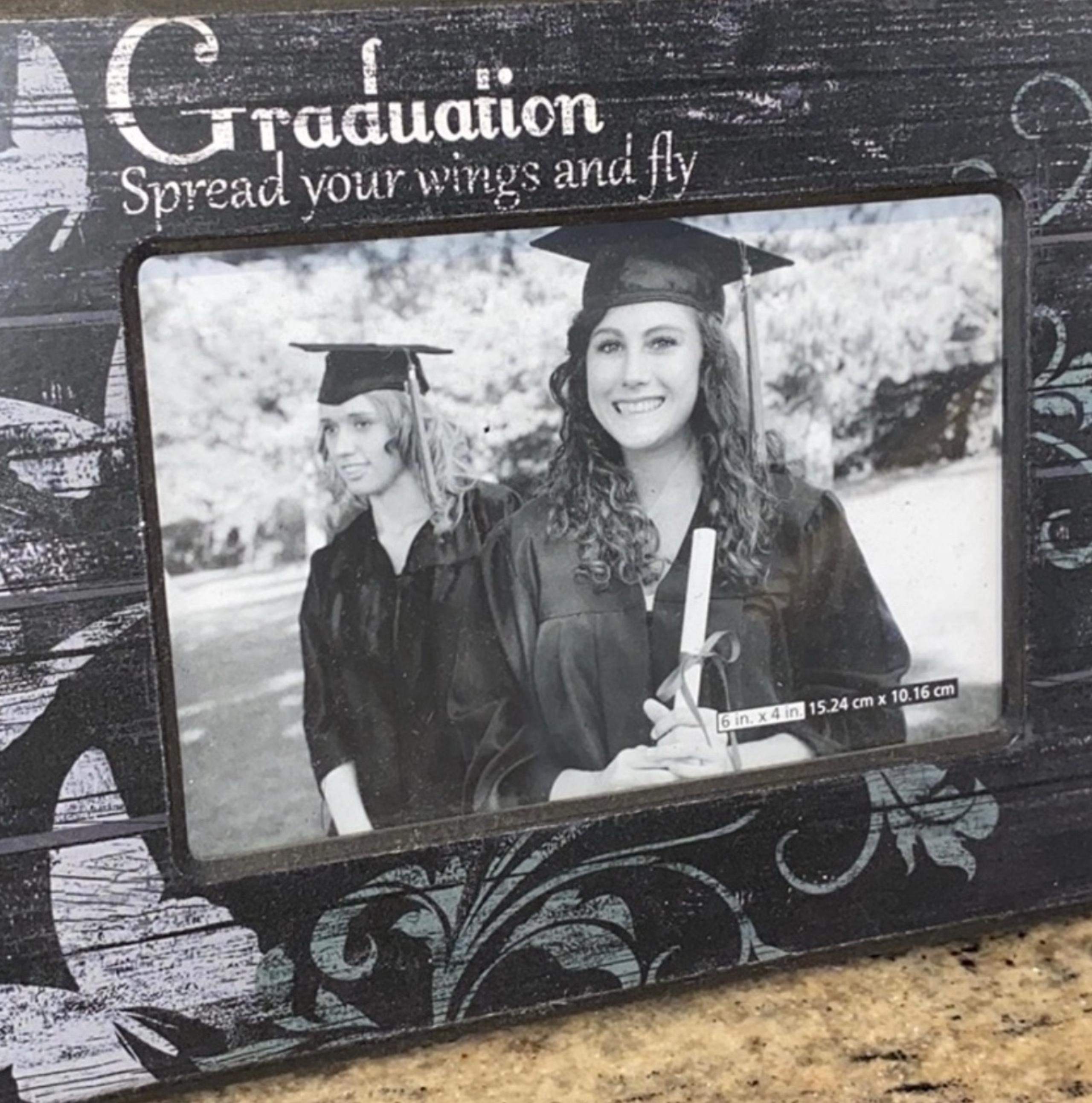 New Graduation Papyrus Photo Frame Fits a 6in by 4in photo