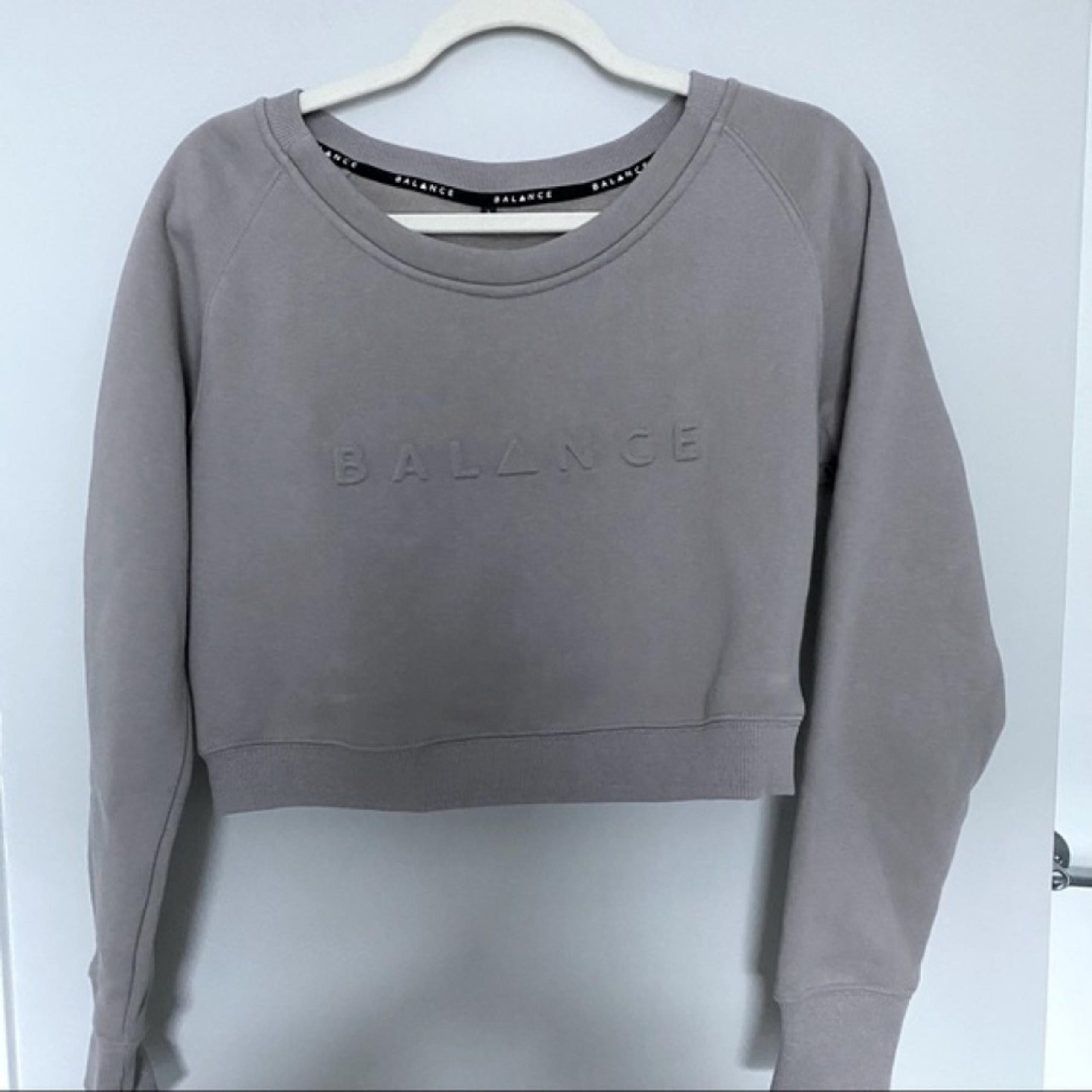 Balance Athletica Sweatshirt Womens Essence Cropped Crew Lucid Taupe Tan Gray