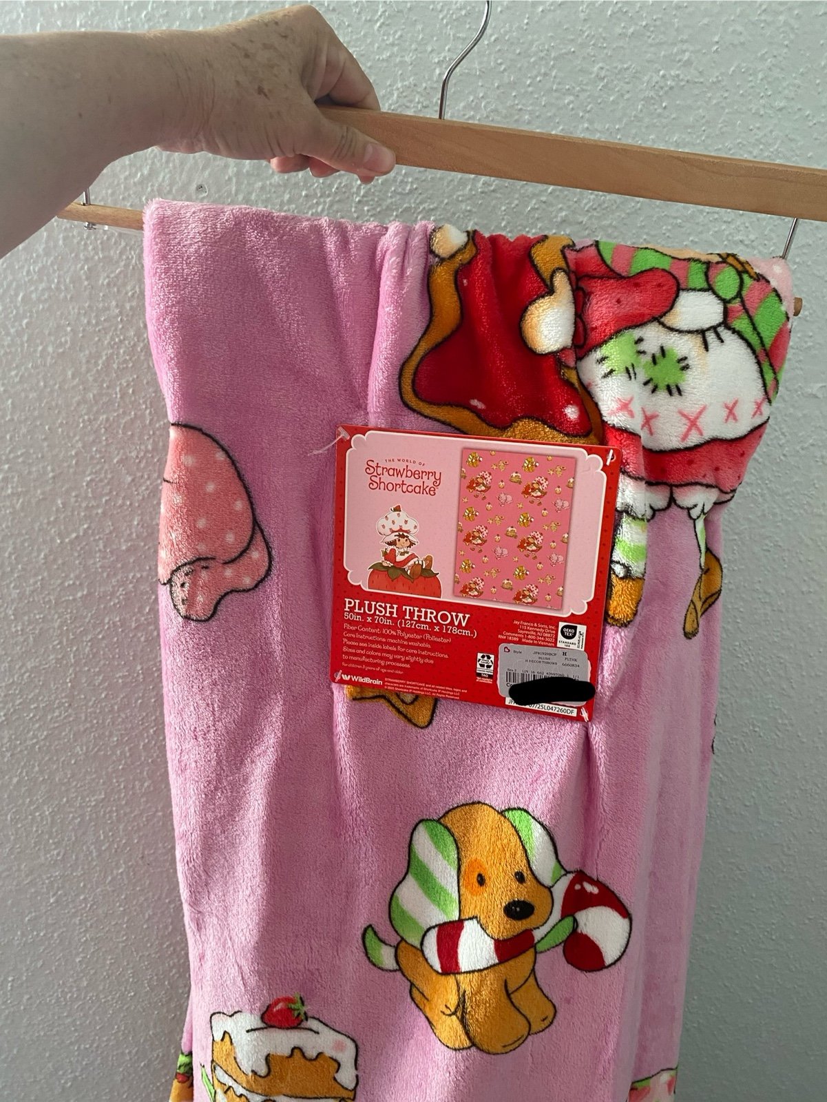 Strawberry Shortcake Christmas Throw Blanket