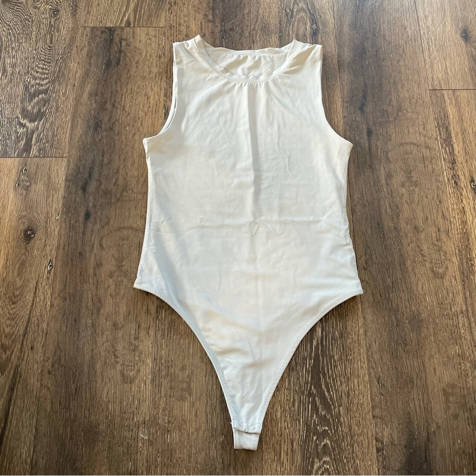 VITALITY Light Grey Crew Neck Sleeveless Bodysuit with Thong Size M
