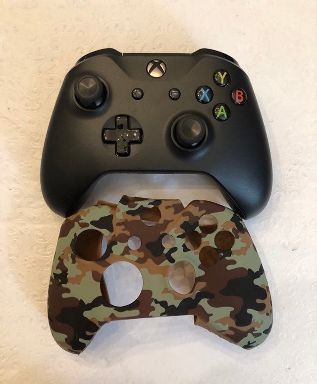Xbox One Controller + rubber skin NEW