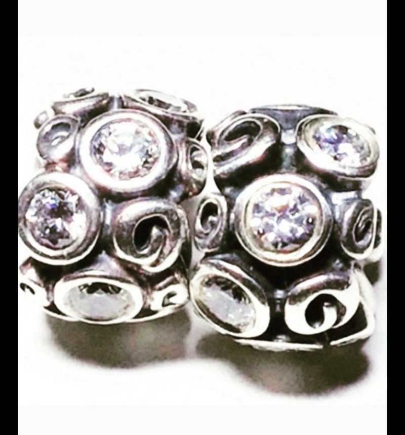 PAIR OF AUTHENTIC PANDORA BRAND PRIMROSE CZ EXCELLENT CONDITION