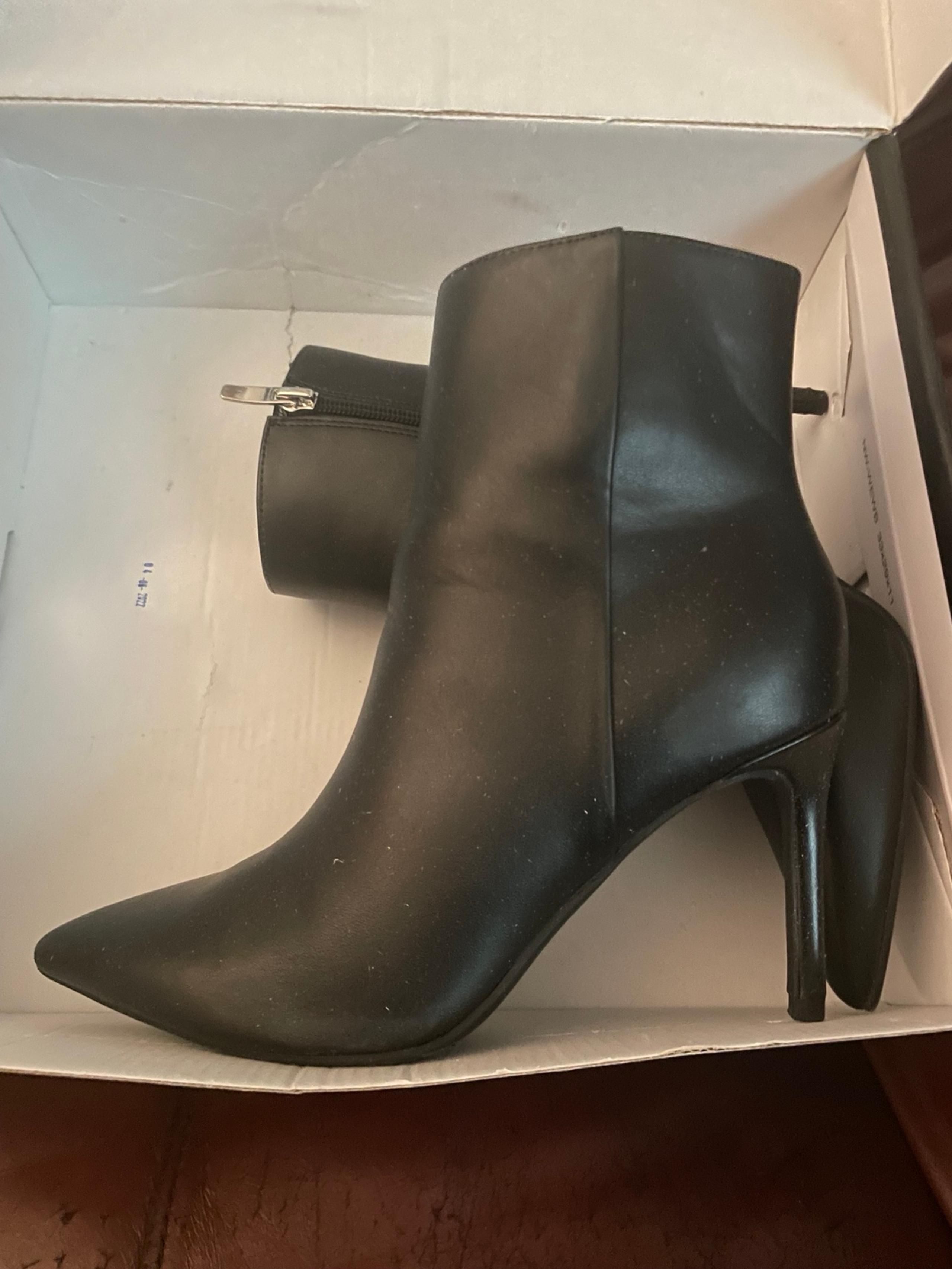 Nine West boots 6.5 NWT