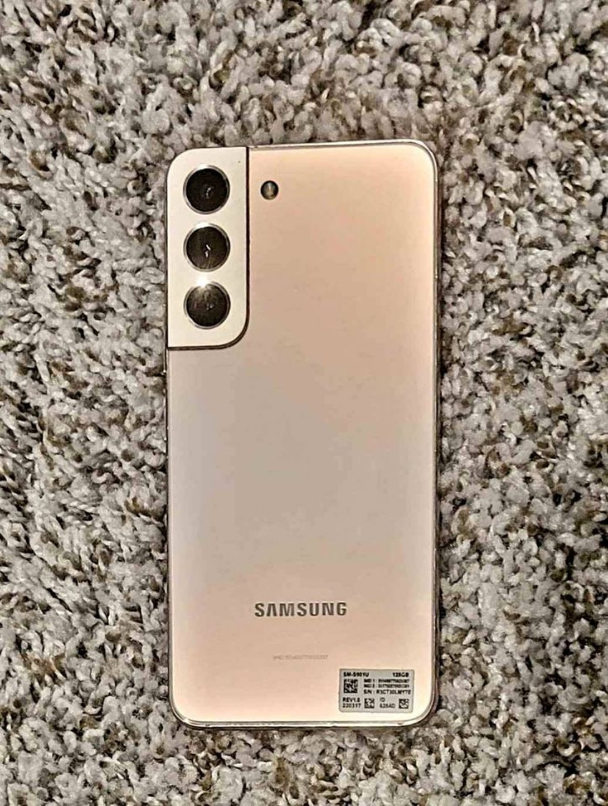 Samsung S22